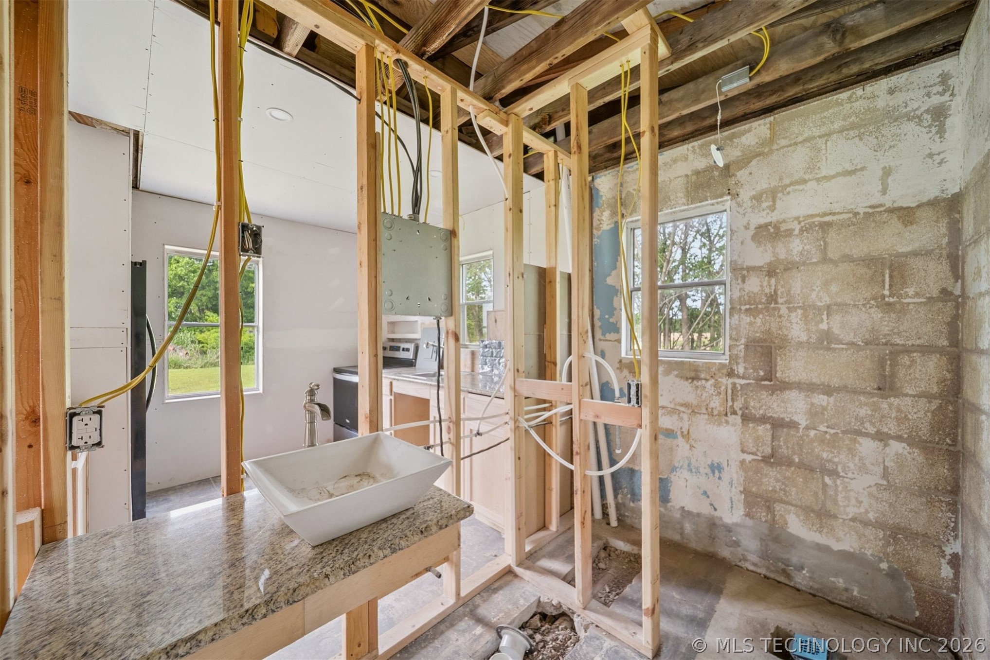 1429 W 640 Chouteau OK 74337