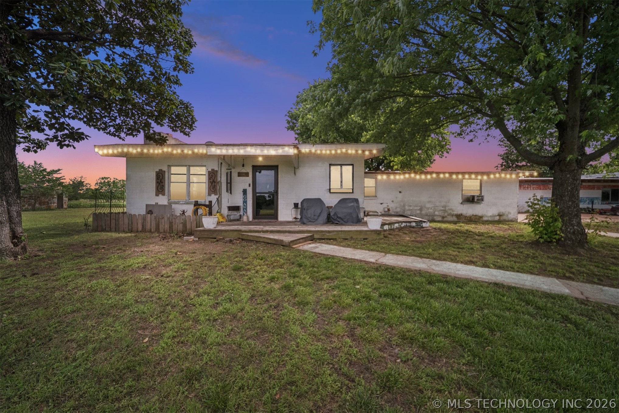 1429 W 640 Chouteau OK 74337