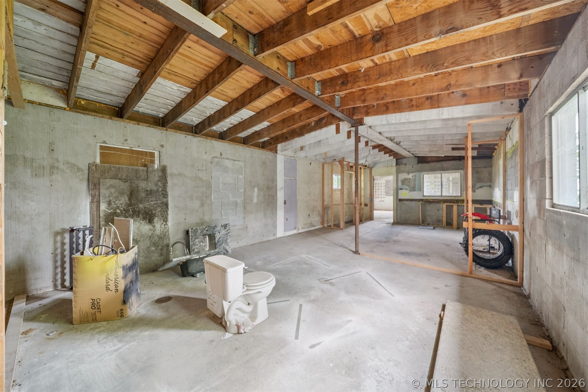 1429 W 640 Chouteau OK 74337
