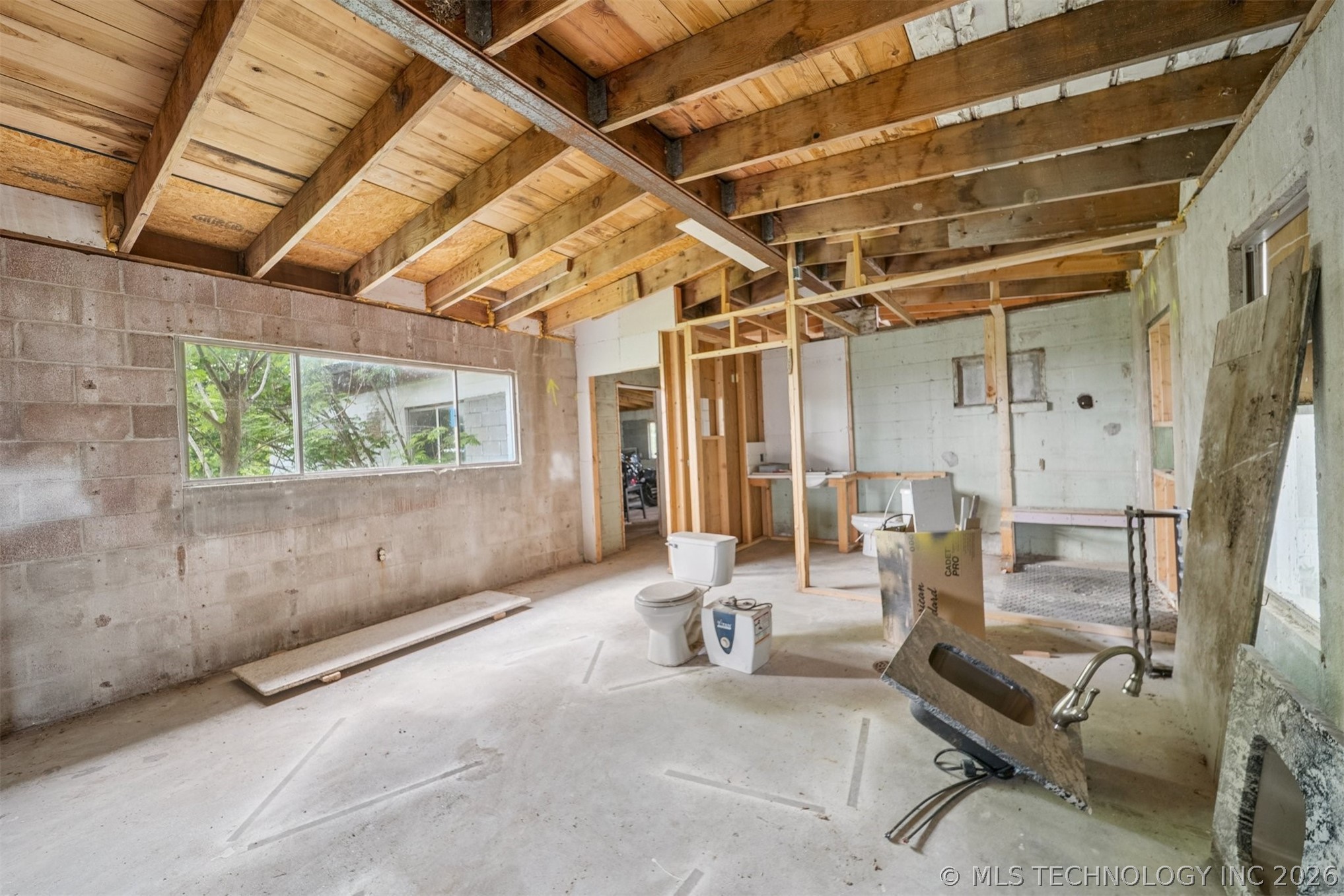 1429 W 640 Chouteau OK 74337