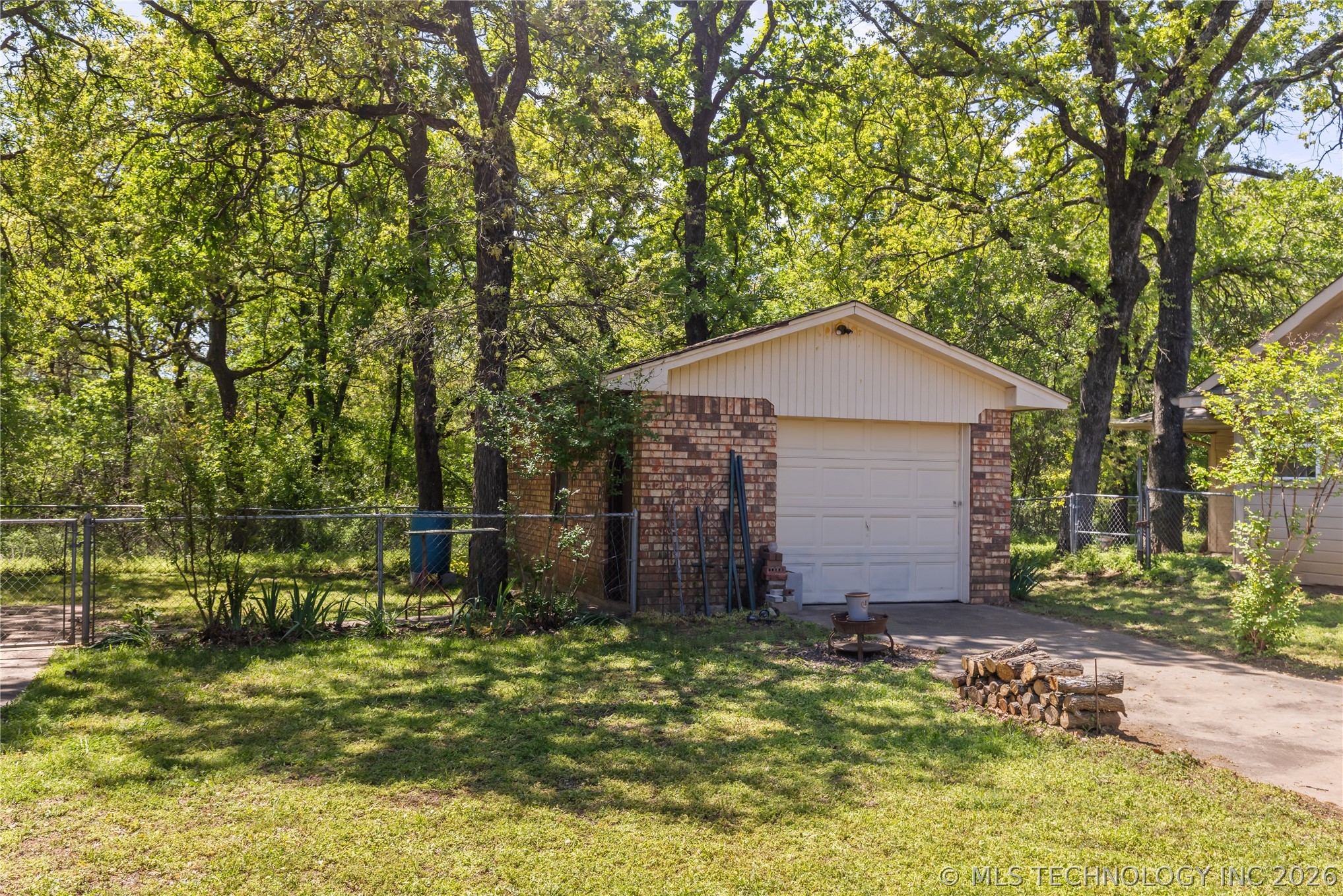 340 S Diamondhead Burneyville OK 73430