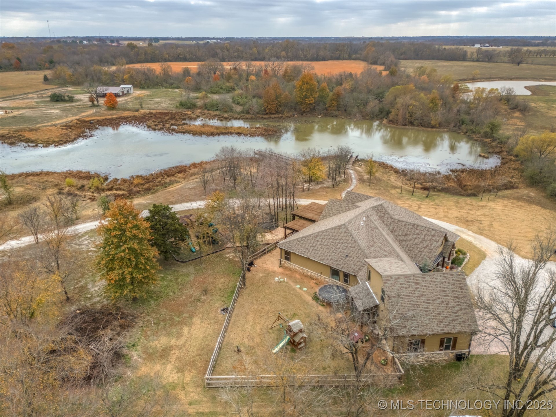 37760 E 171st Street S Porter OK 74454