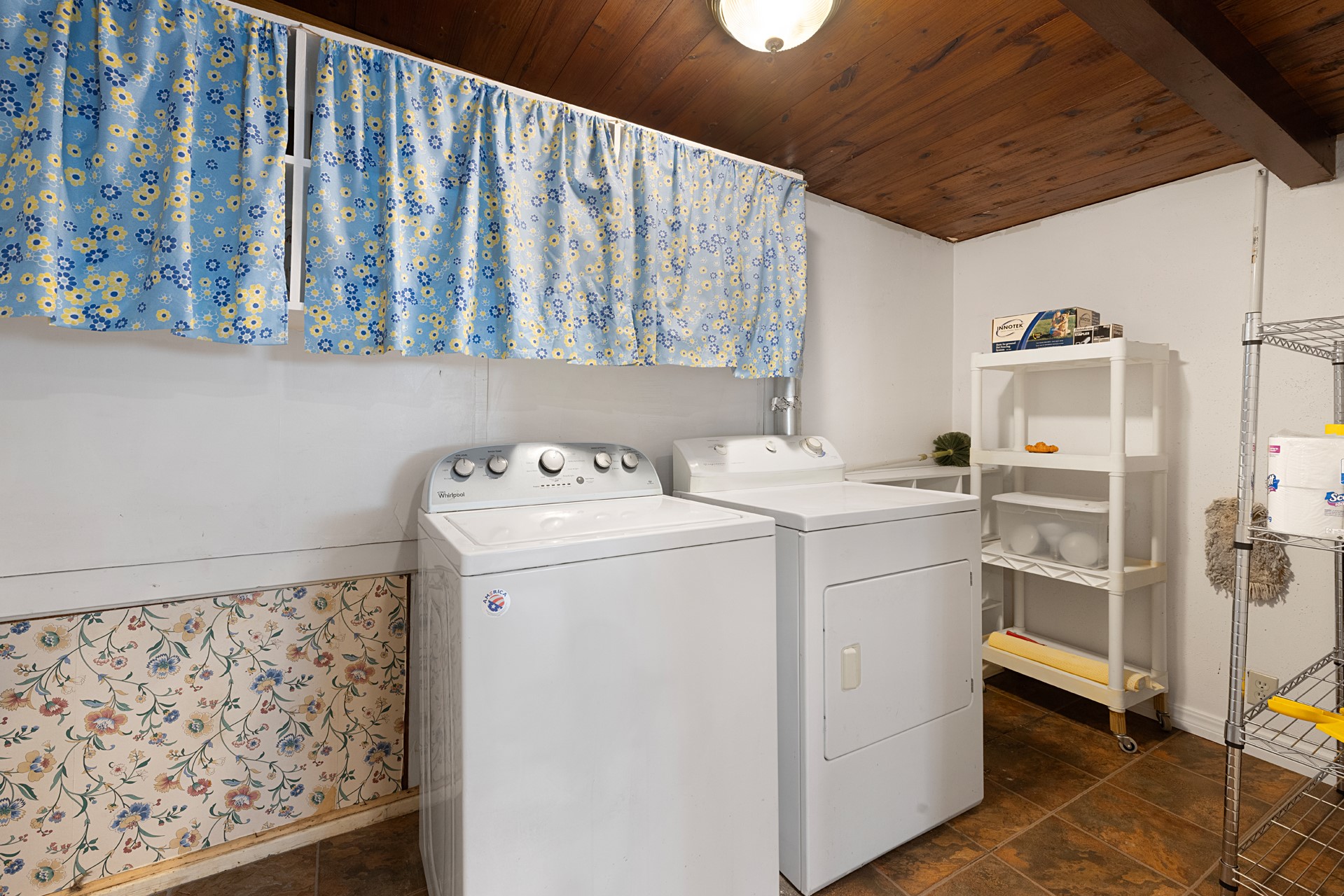 1068 Lakeside Fort Towson OK 74735