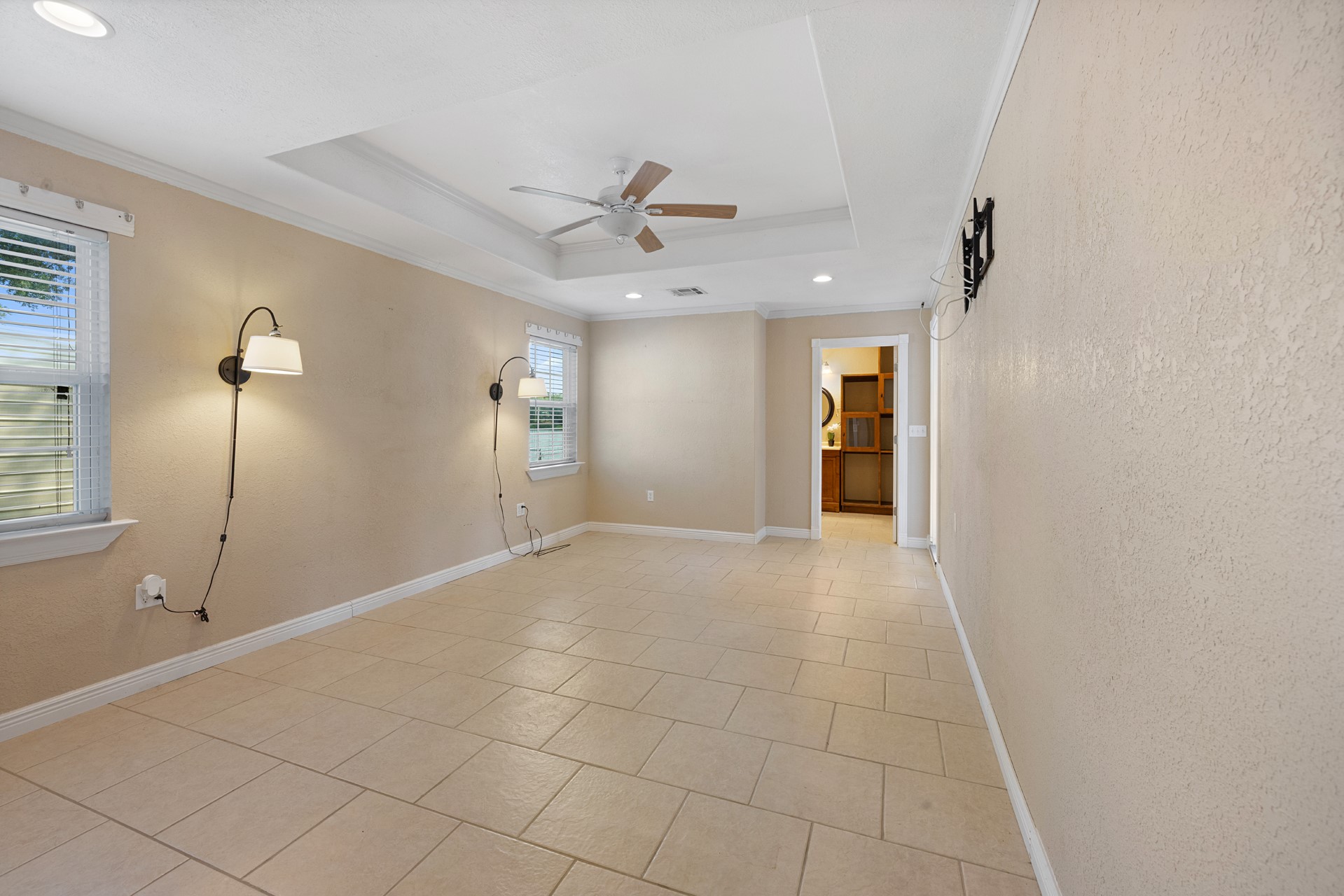 1068 Lakeside Fort Towson OK 74735