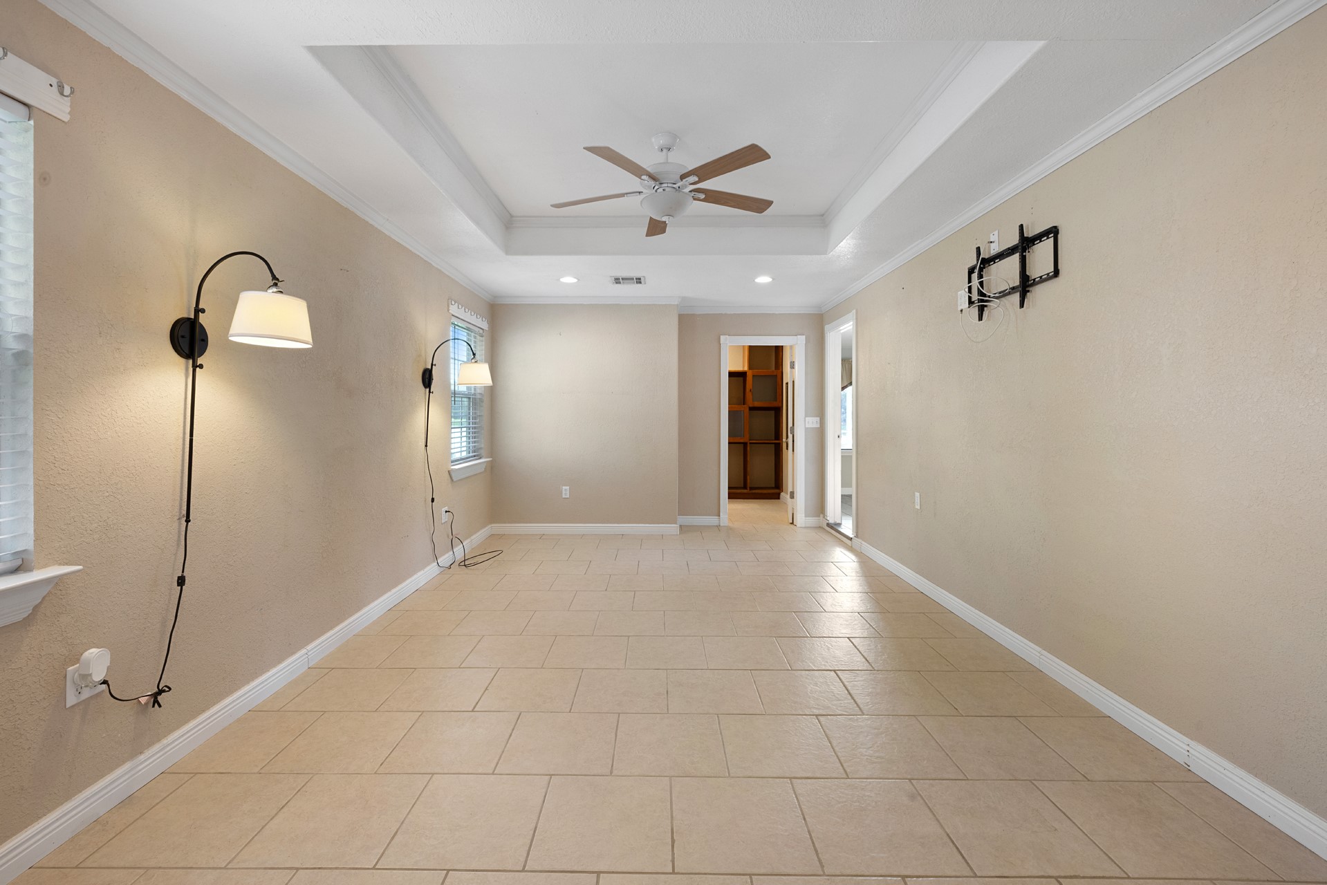 1068 Lakeside Fort Towson OK 74735