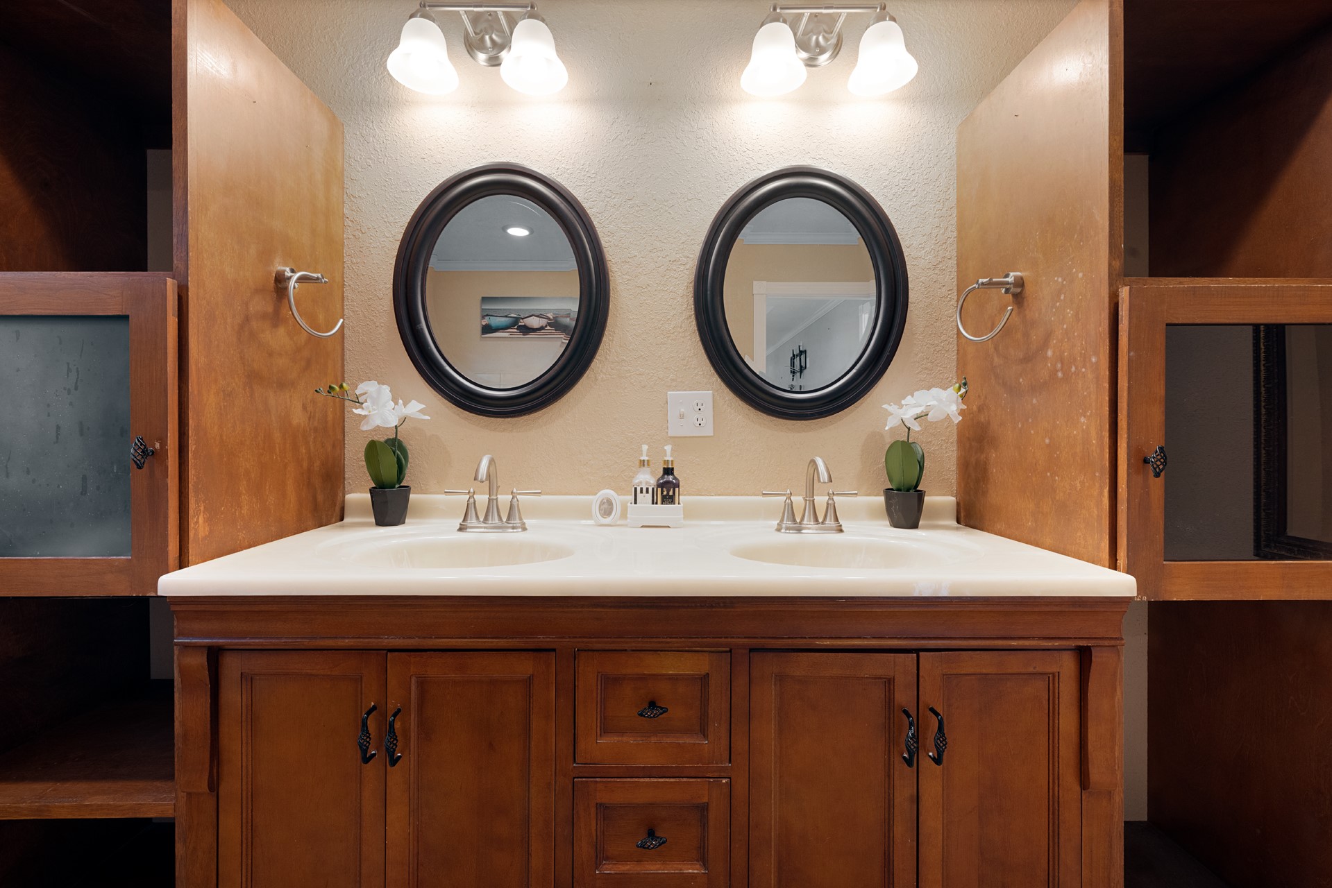 1068 Lakeside Fort Towson OK 74735