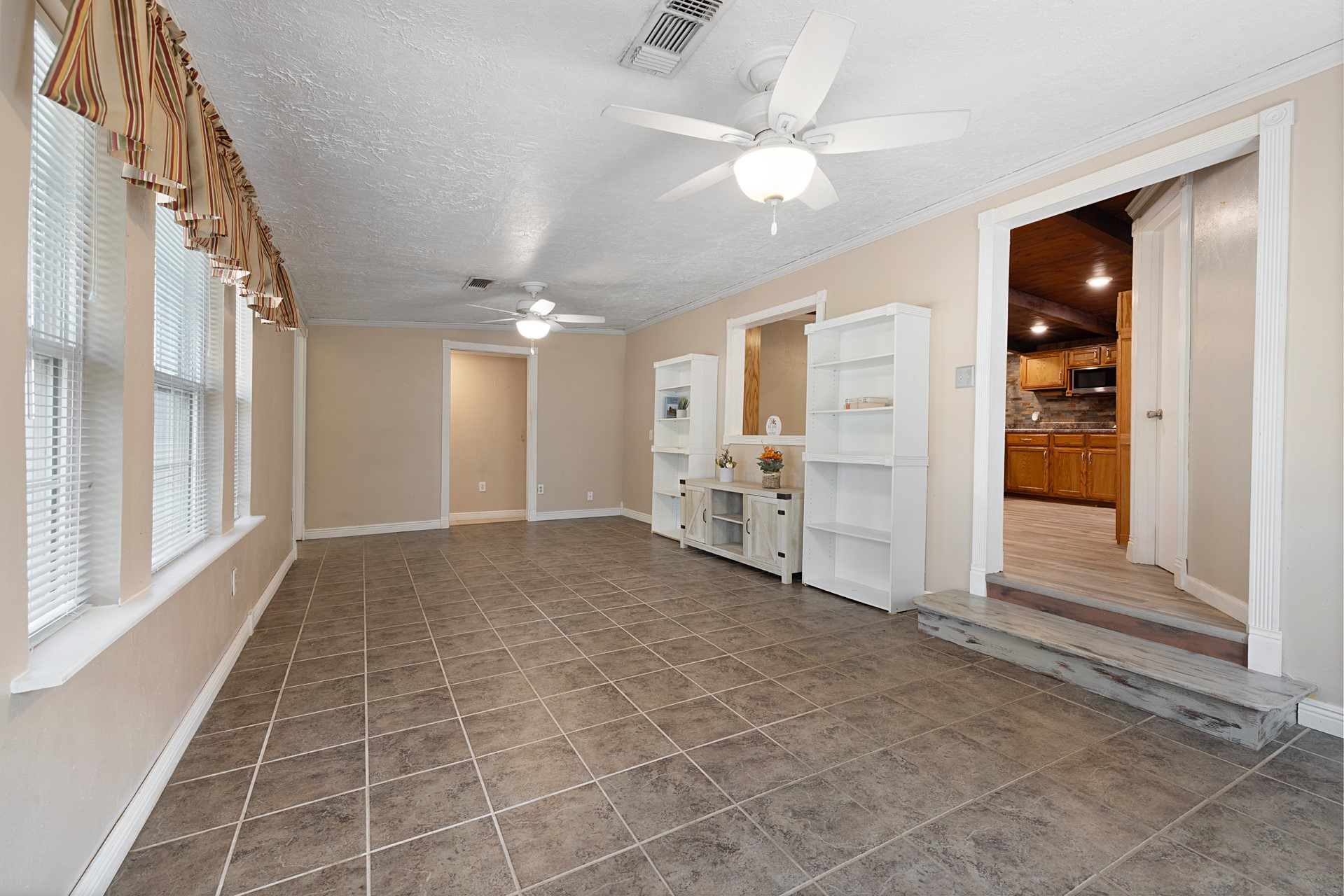 1068 Lakeside Fort Towson OK 74735