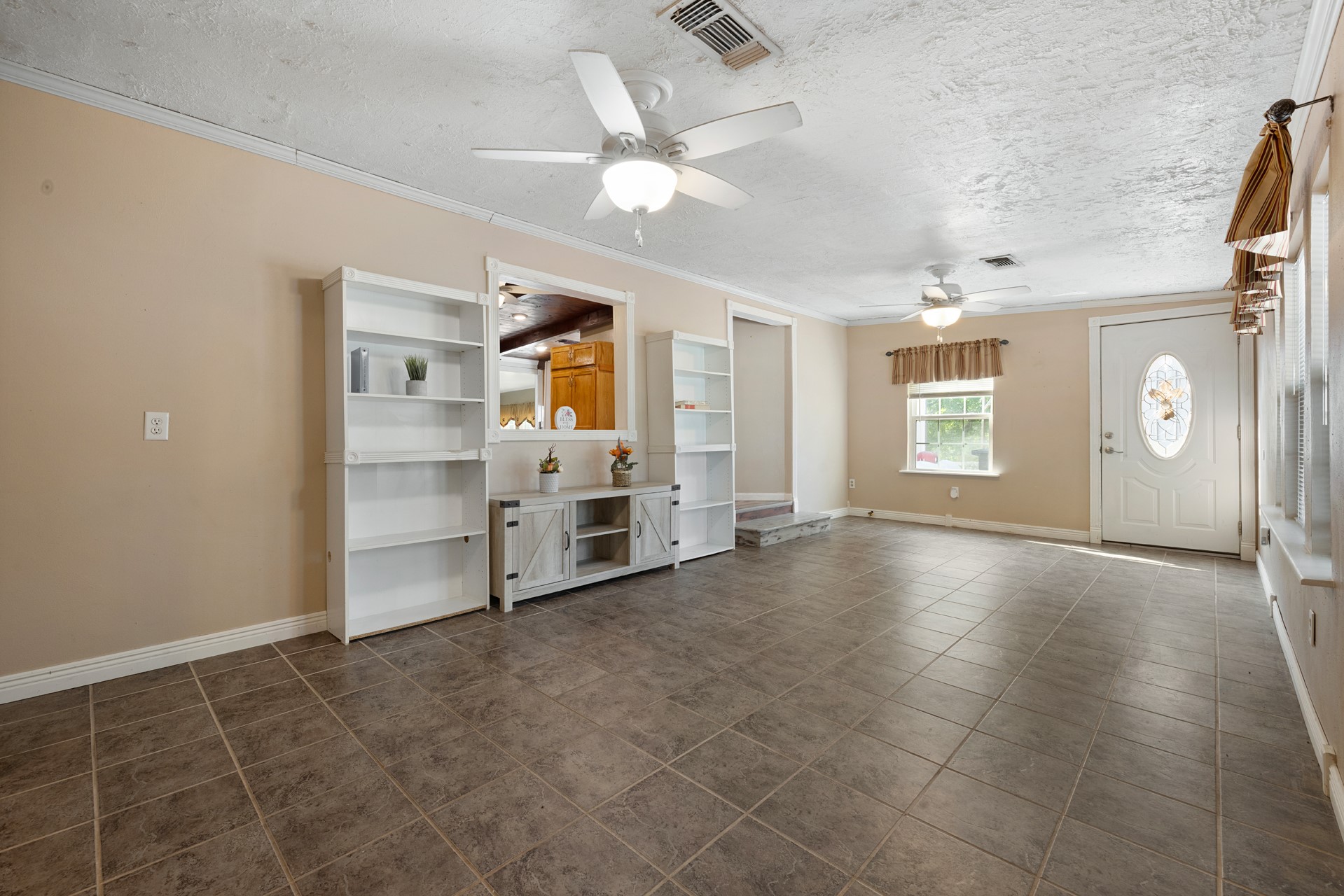 1068 Lakeside Fort Towson OK 74735