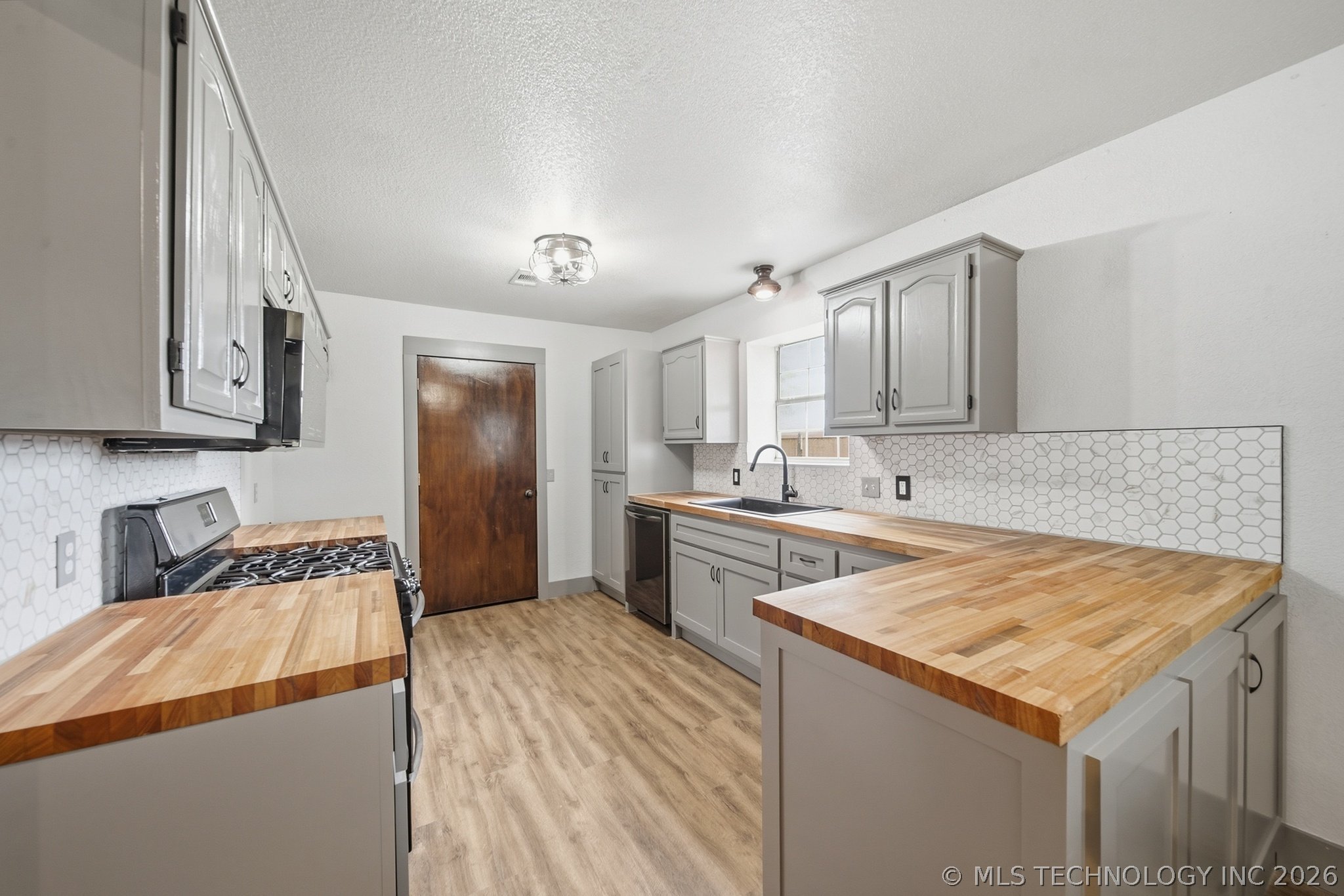 395 B Street NW Inola OK 74036