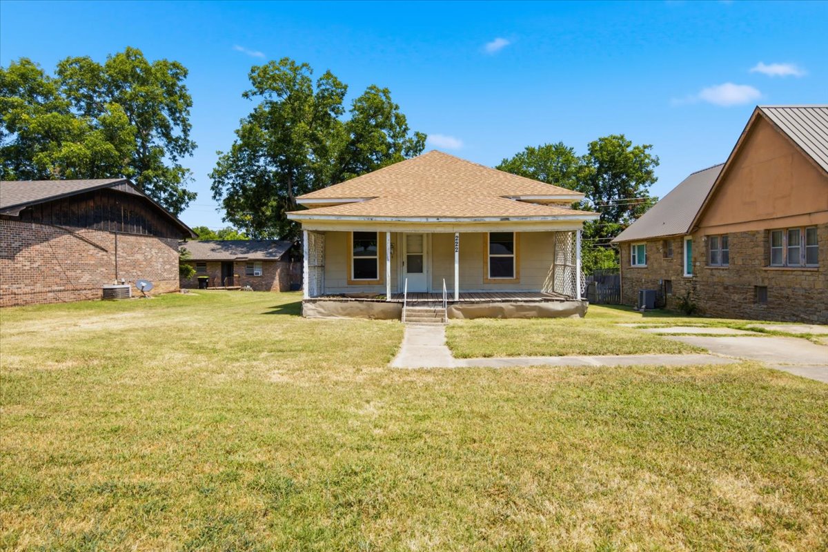 222 W 17th Ada OK 74820