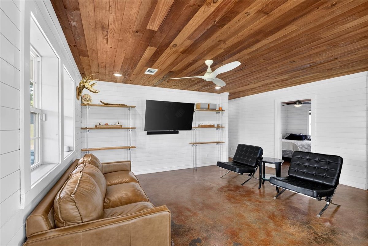 18695 Sand Plant Road Spiro OK 74959