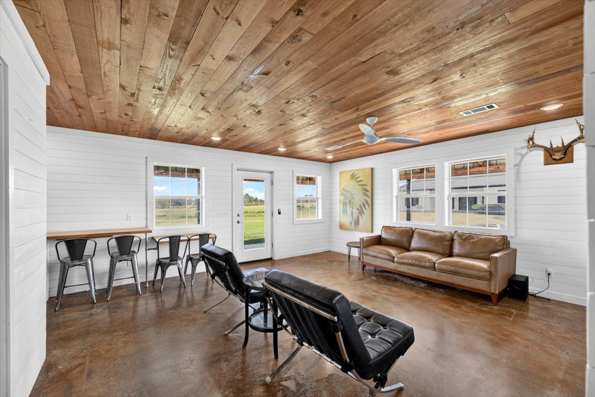 18695 Sand Plant Road Spiro OK 74959