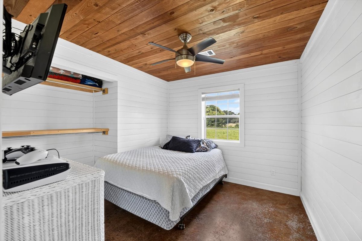 18695 Sand Plant Road Spiro OK 74959