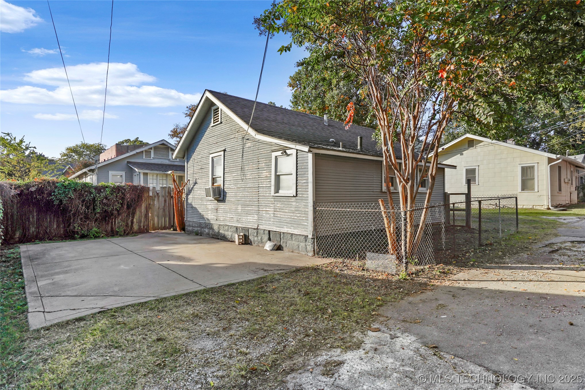 1715 S St Louis Avenue Tulsa OK 74104