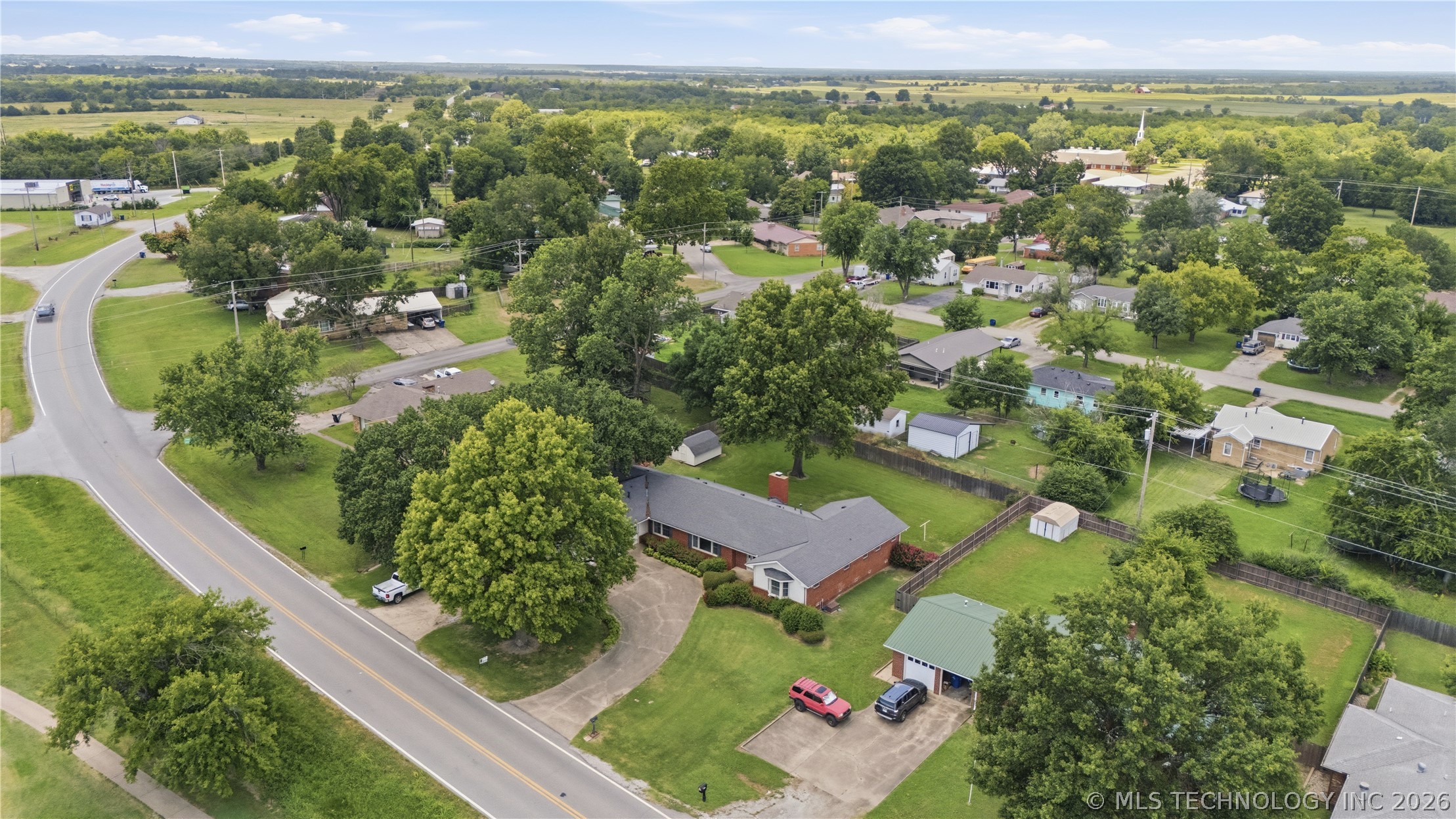 820 W Davis Drive Nowata OK 74048