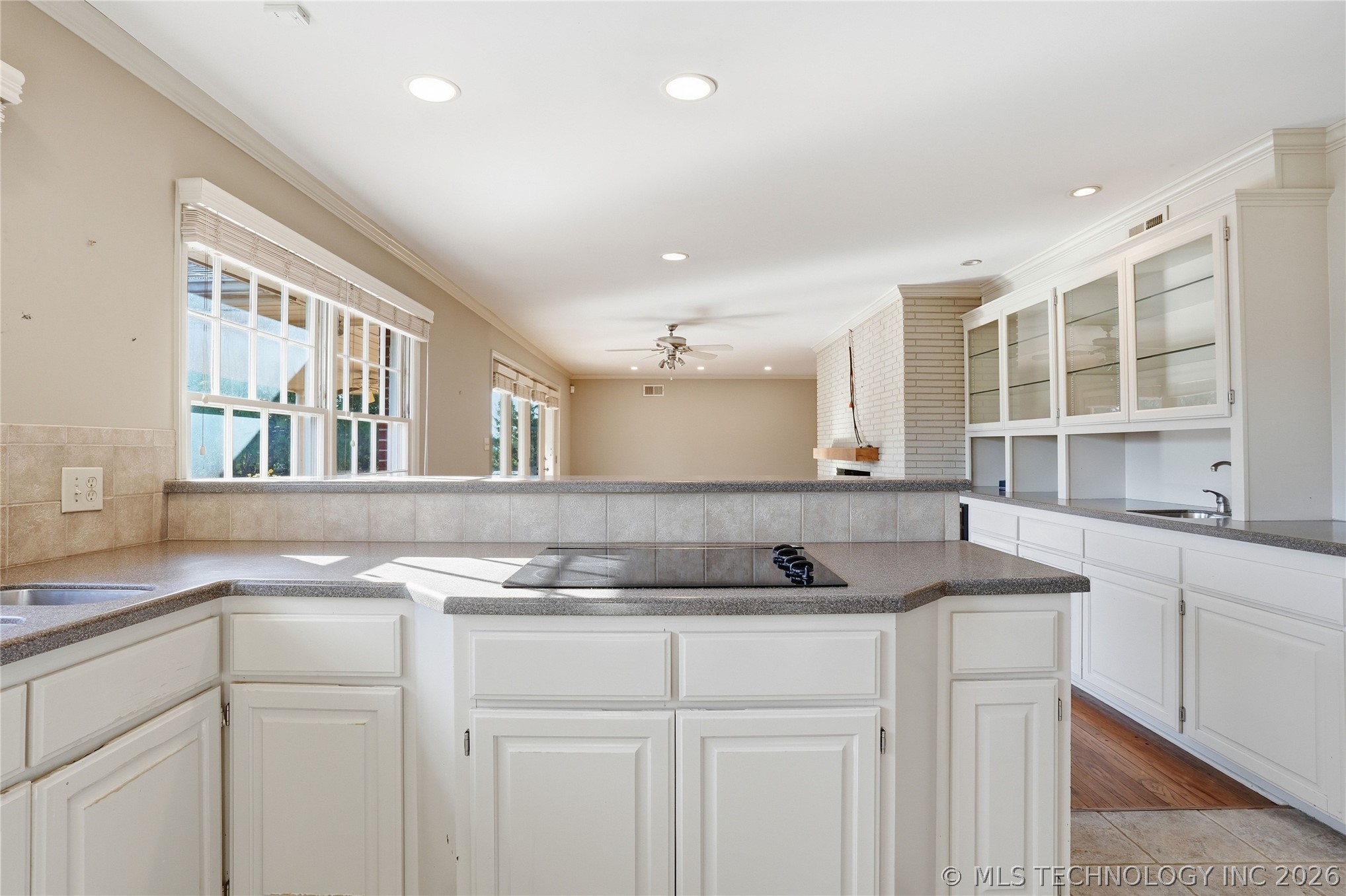 3127 S Lewis Avenue Tulsa OK 74105