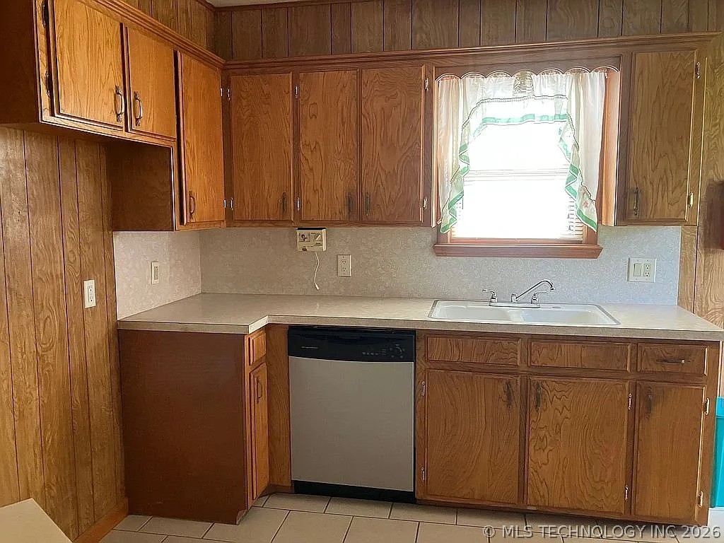 504 S Seminole Weleetka OK 74880