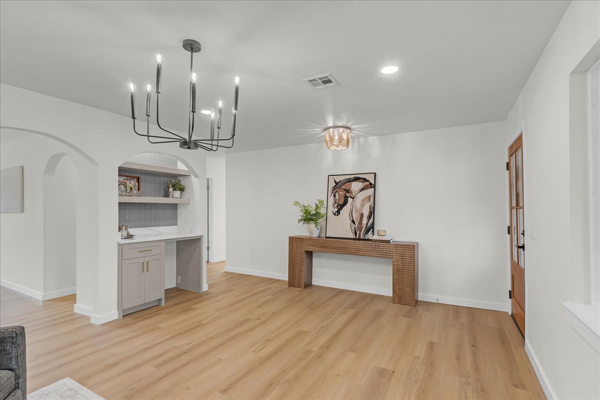2301 W Oklahoma Place Tulsa OK 74127