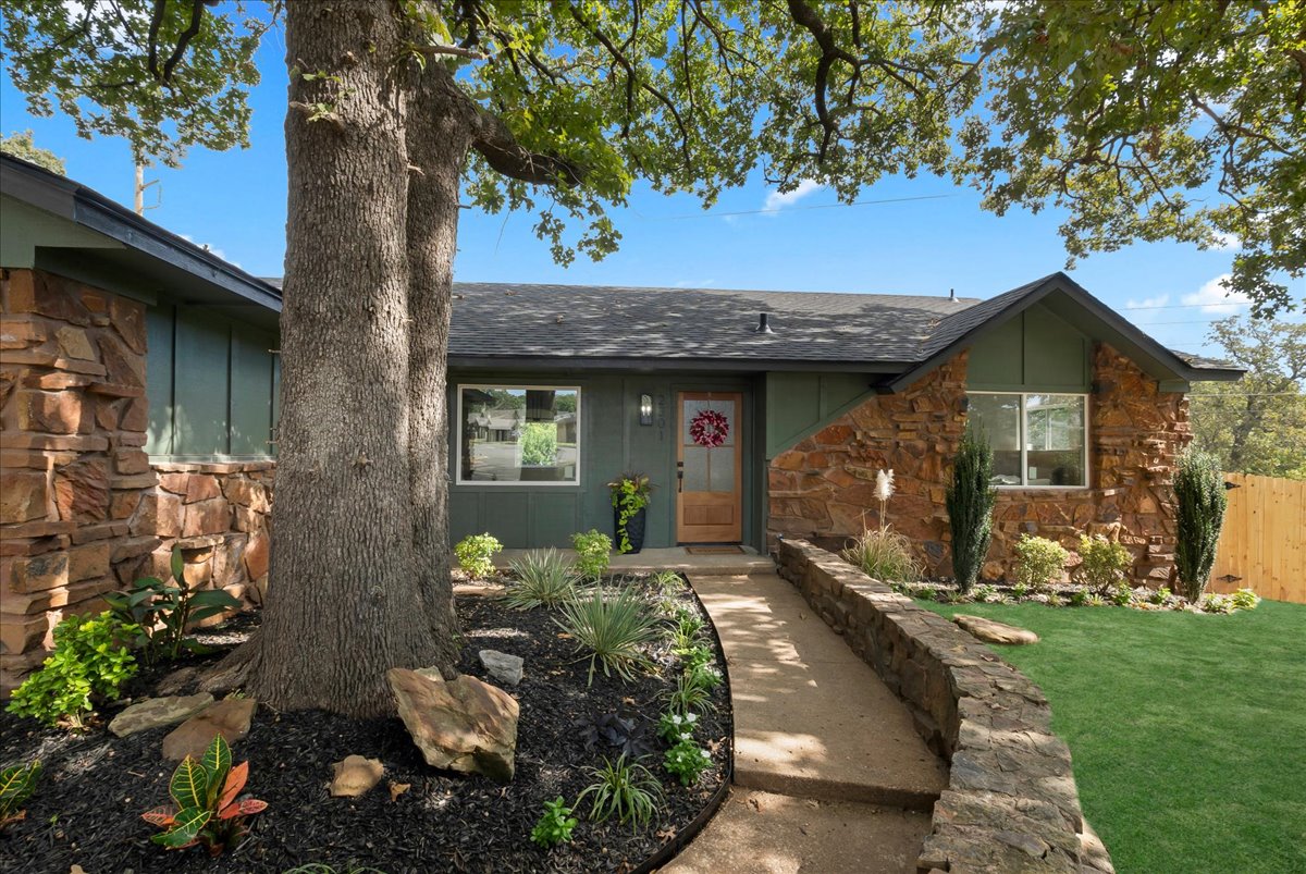 2301 W Oklahoma Place Tulsa OK 74127