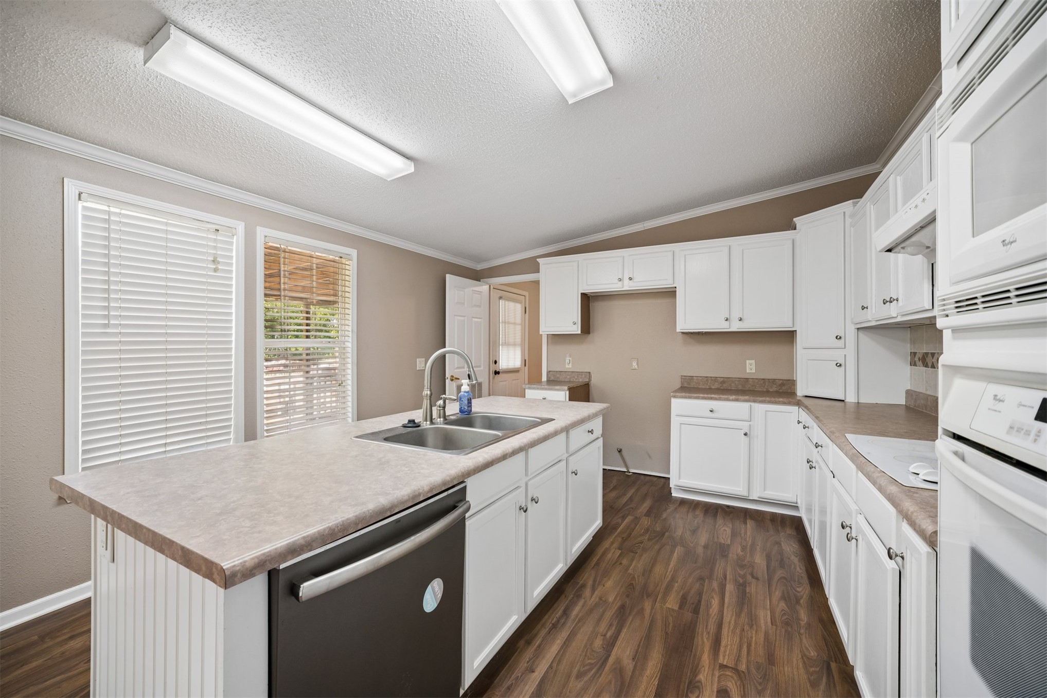 15575 Beaumont Place Mounds OK 74047
