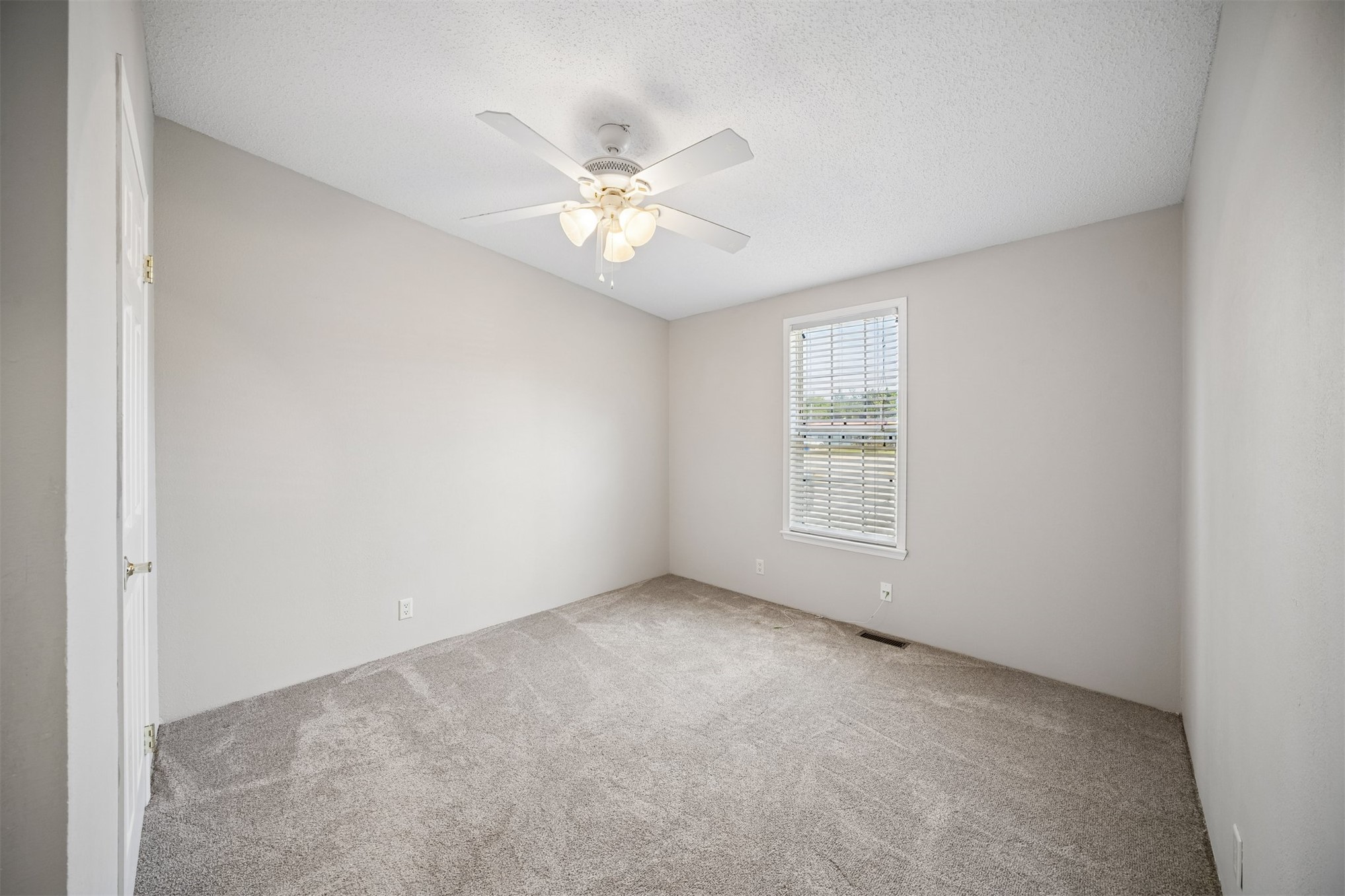 15575 Beaumont Place Mounds OK 74047