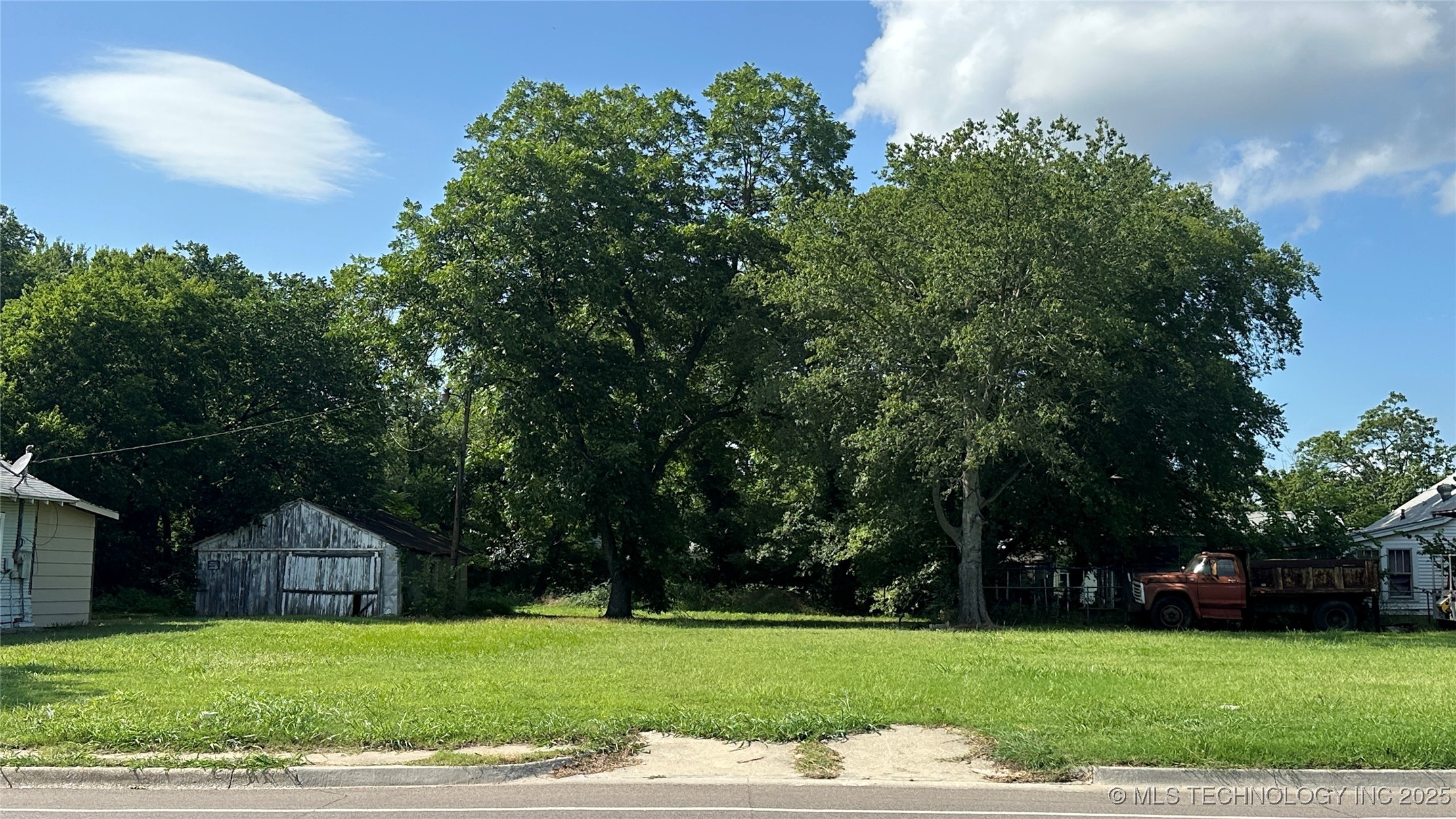 513 Lake Murray E Ardmore OK 73401