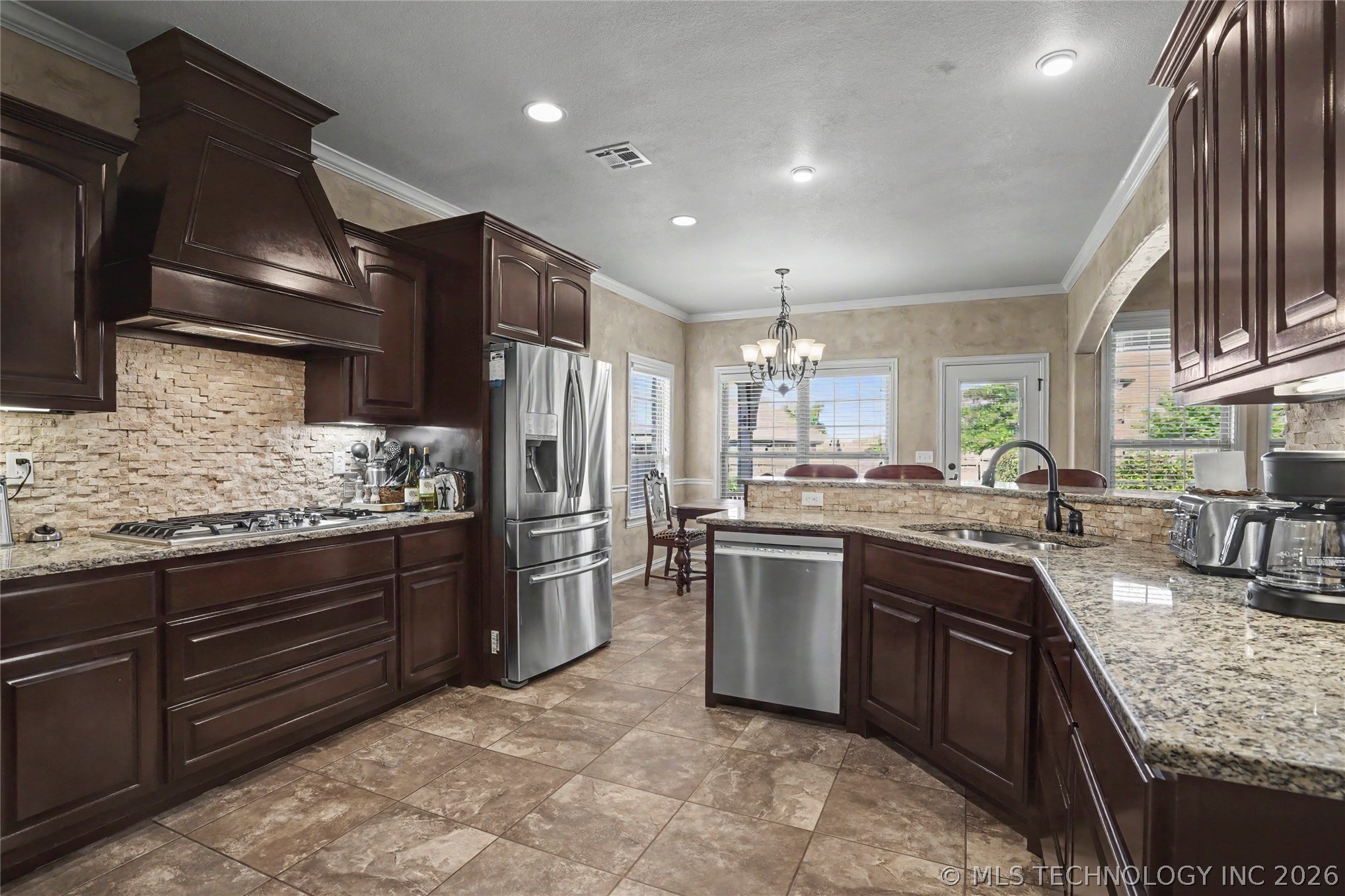 2906 S Kalanchoe Avenue Broken Arrow OK 74012