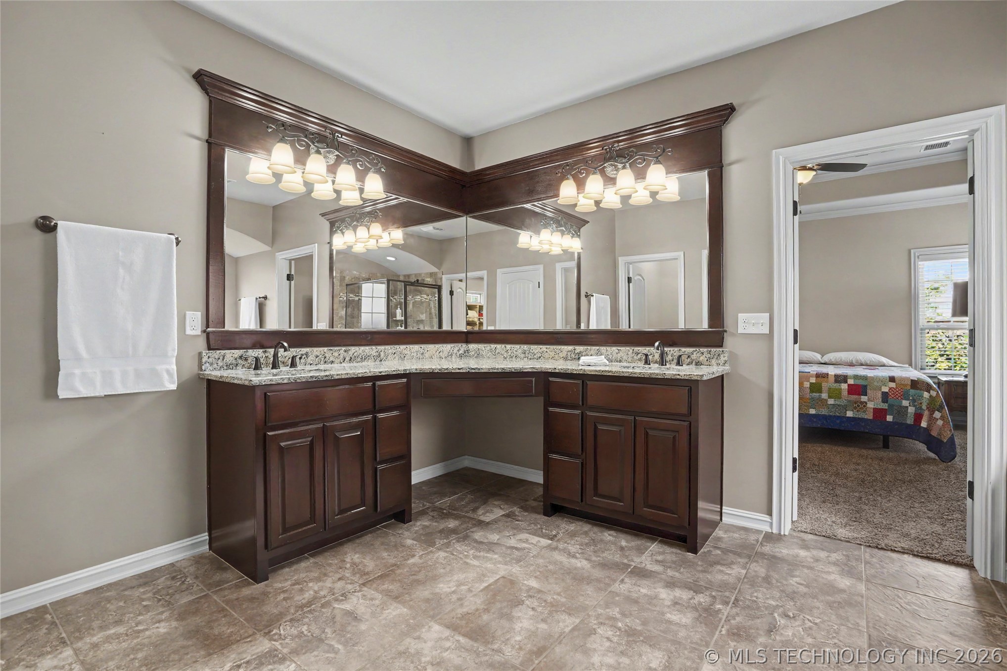 2906 S Kalanchoe Avenue Broken Arrow OK 74012