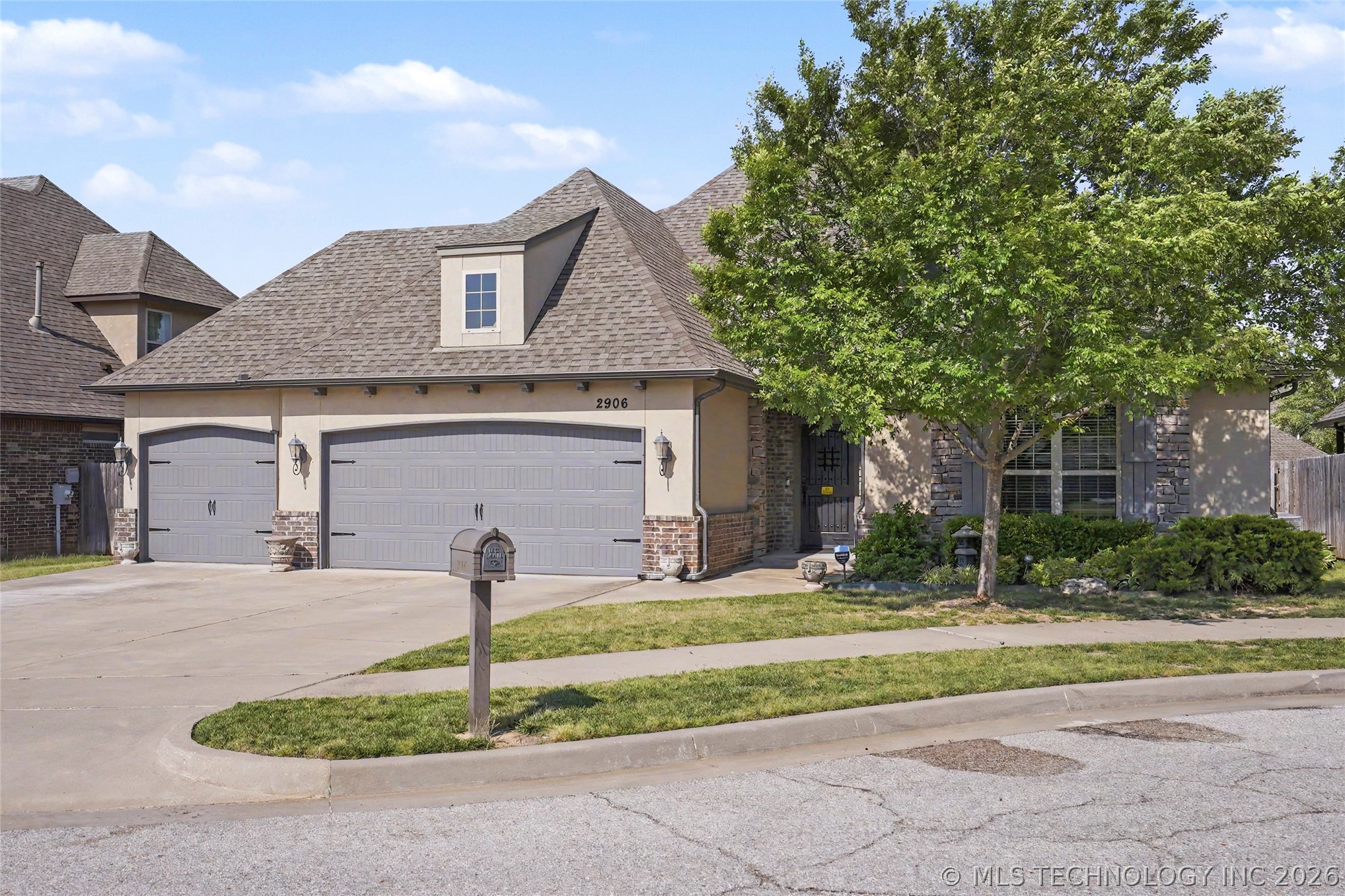 2906 S Kalanchoe Avenue Broken Arrow OK 74012