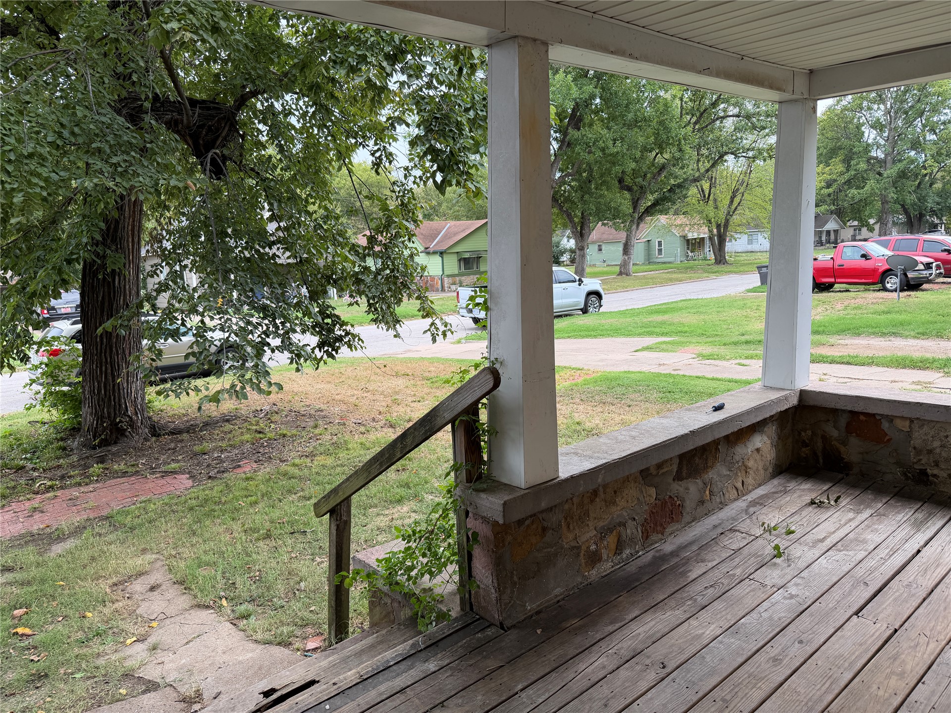 805 S Seneca Avenue Bartlesville OK 74003
