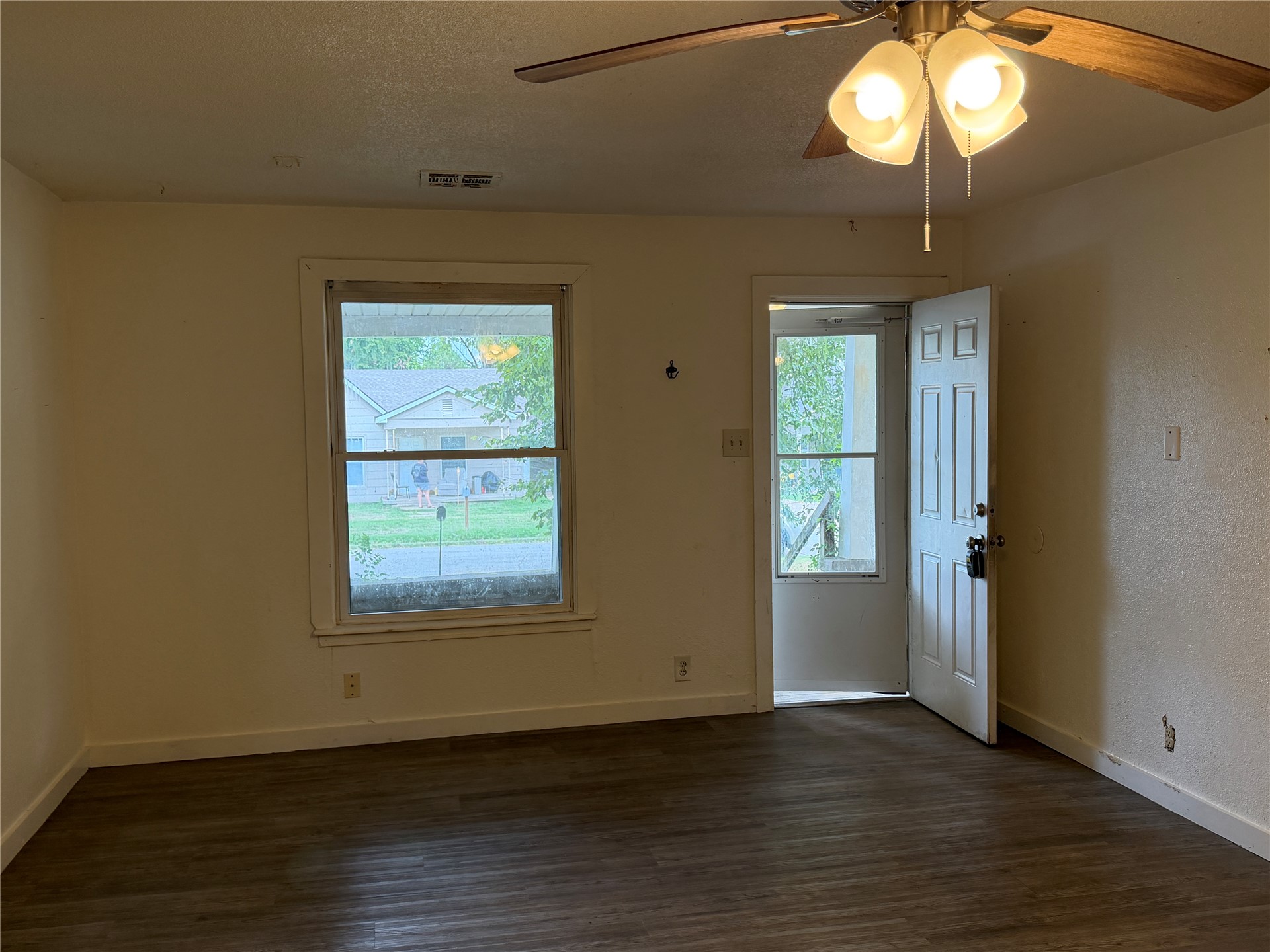 805 S Seneca Avenue Bartlesville OK 74003