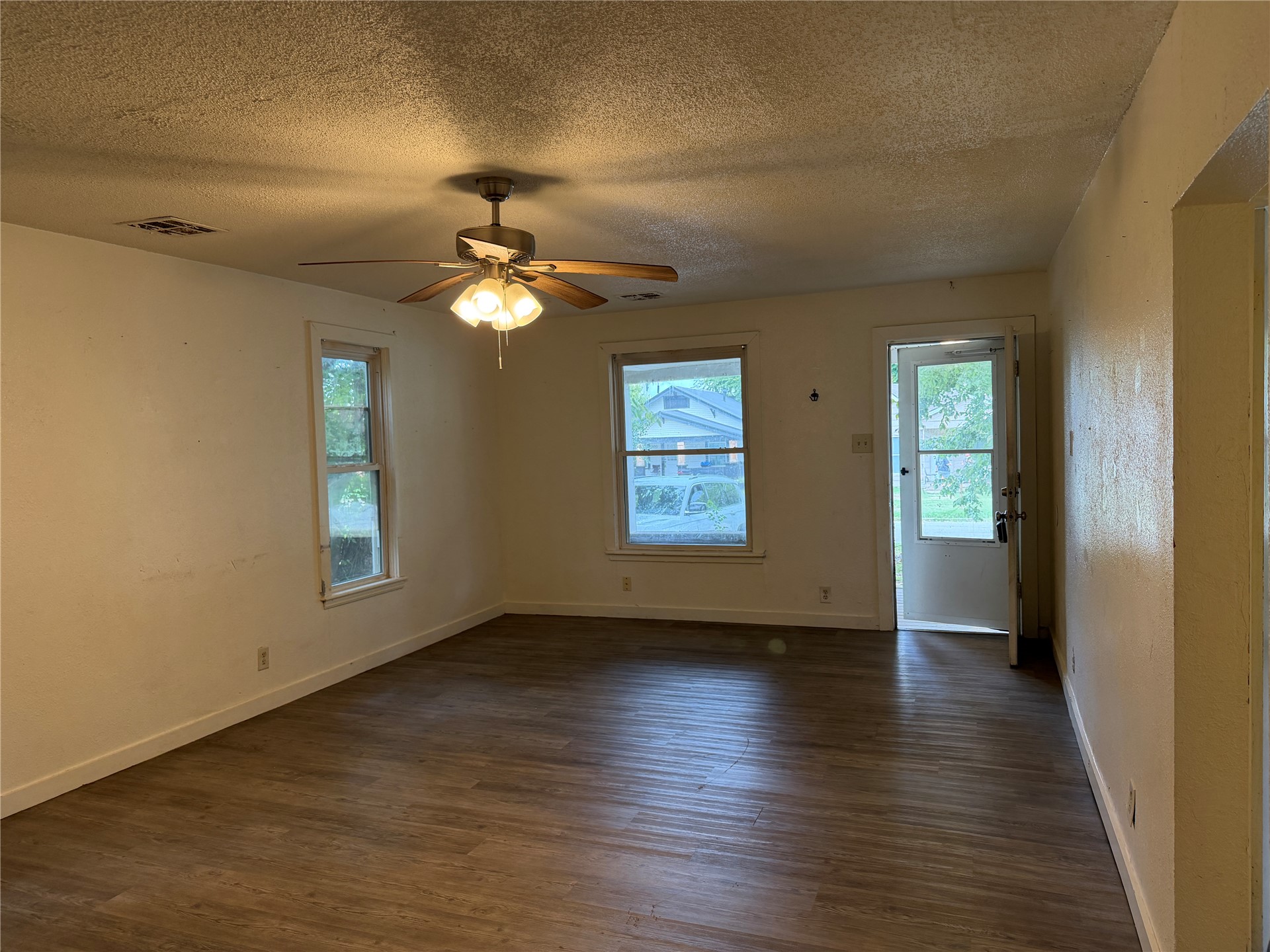805 S Seneca Avenue Bartlesville OK 74003