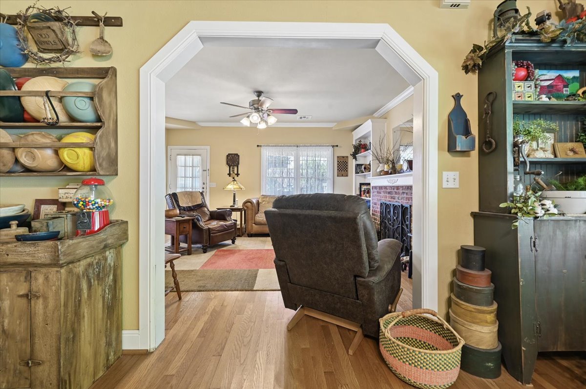 2115 E 17th Place Tulsa OK 74104