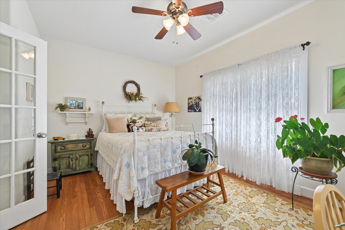 2115 E 17th Place Tulsa OK 74104