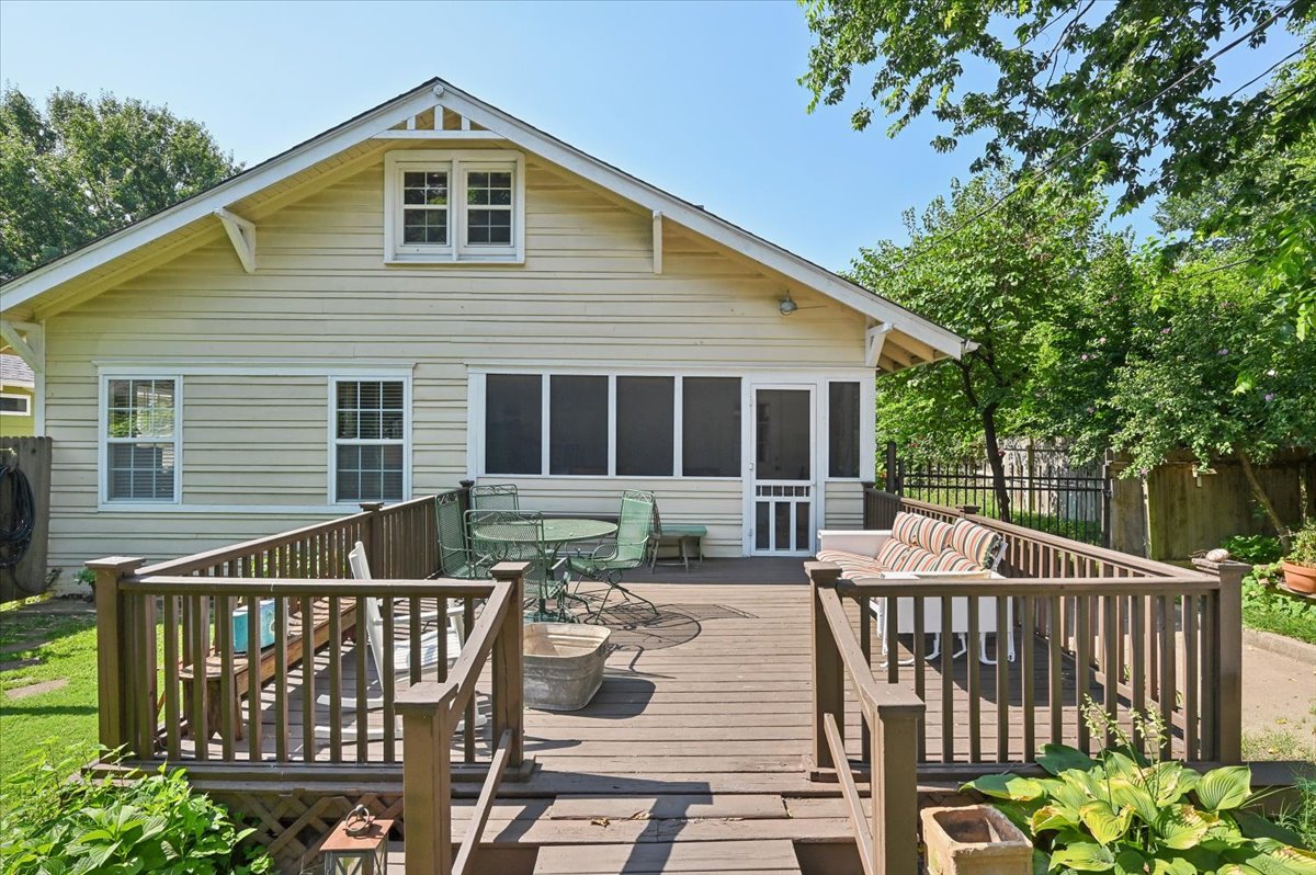 2115 E 17th Place Tulsa OK 74104