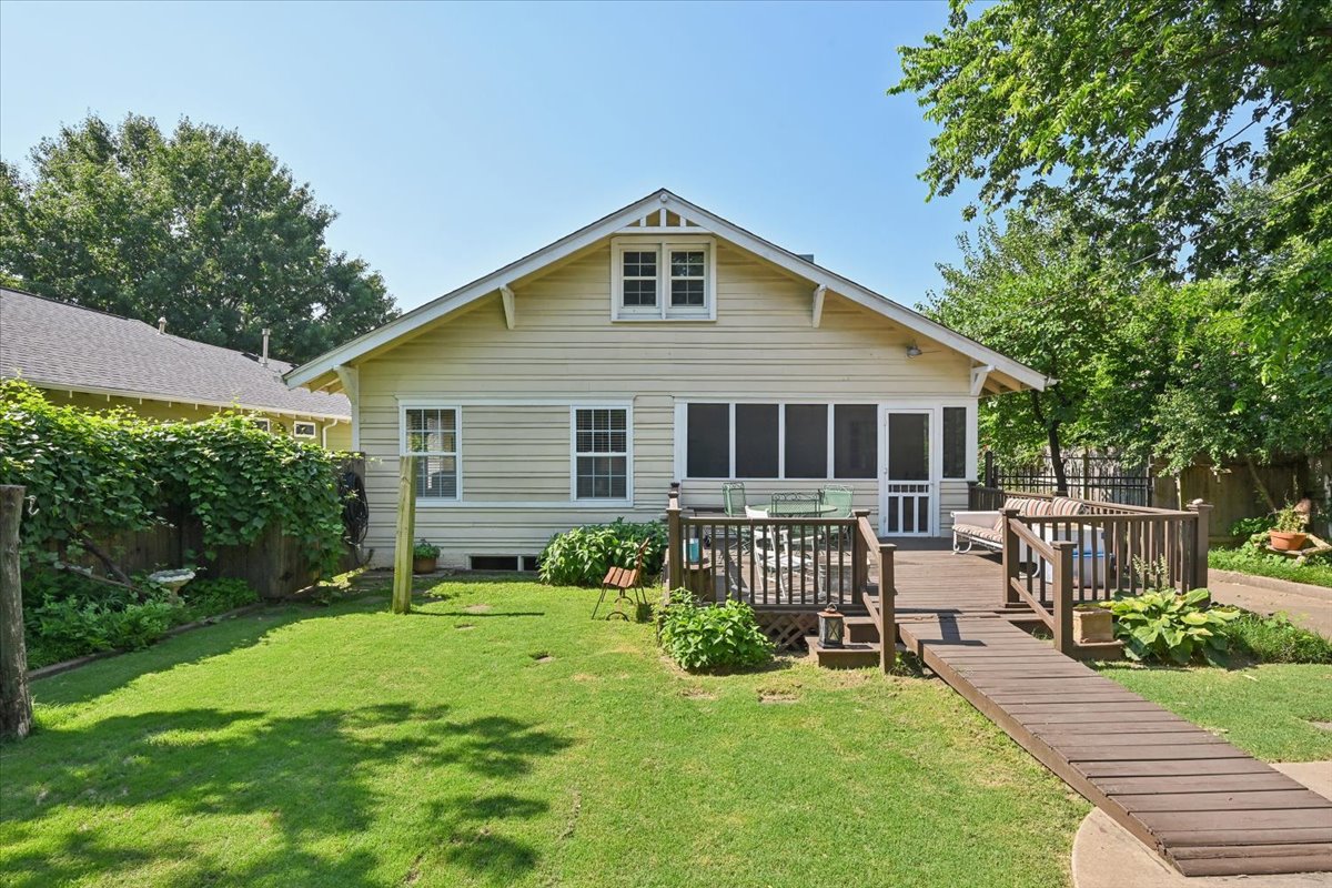 2115 E 17th Place Tulsa OK 74104