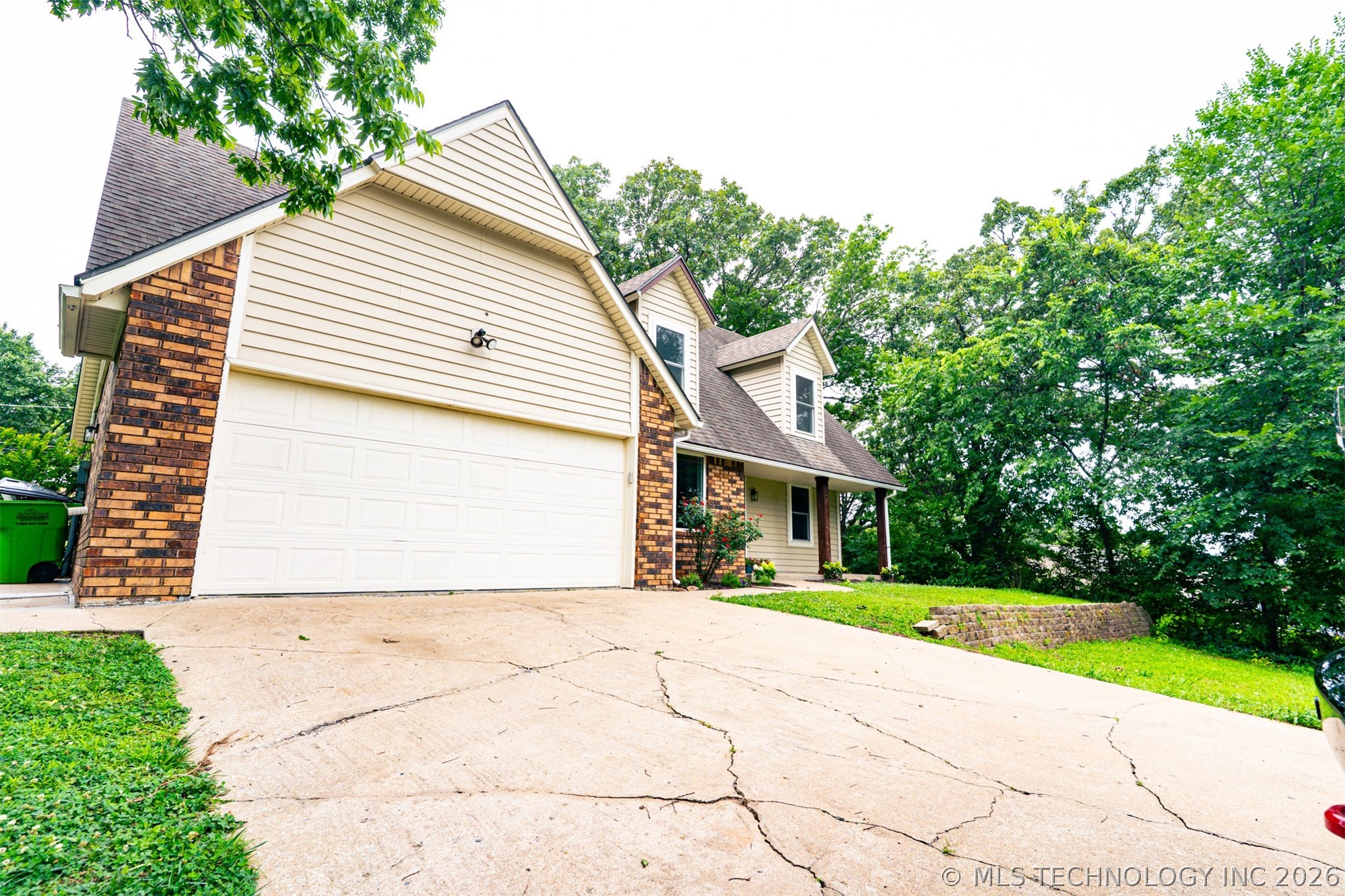 516 W 11th Avenue Bristow OK 74010