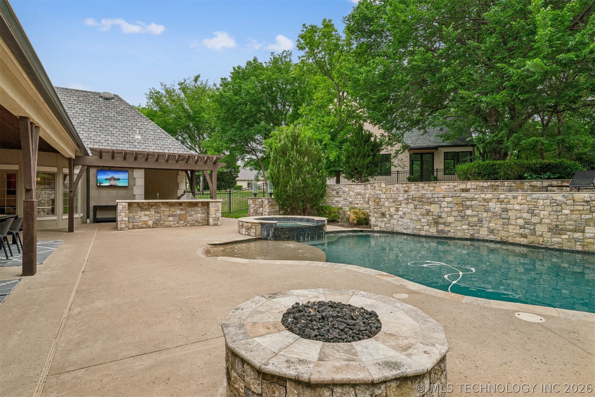 6960 Foxbriar Drive Tulsa OK 74132