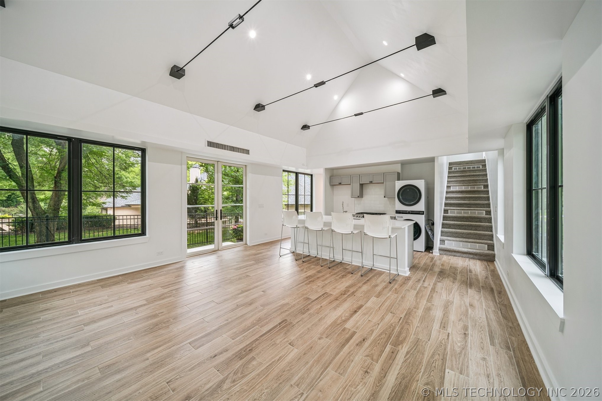 6960 Foxbriar Drive Tulsa OK 74132