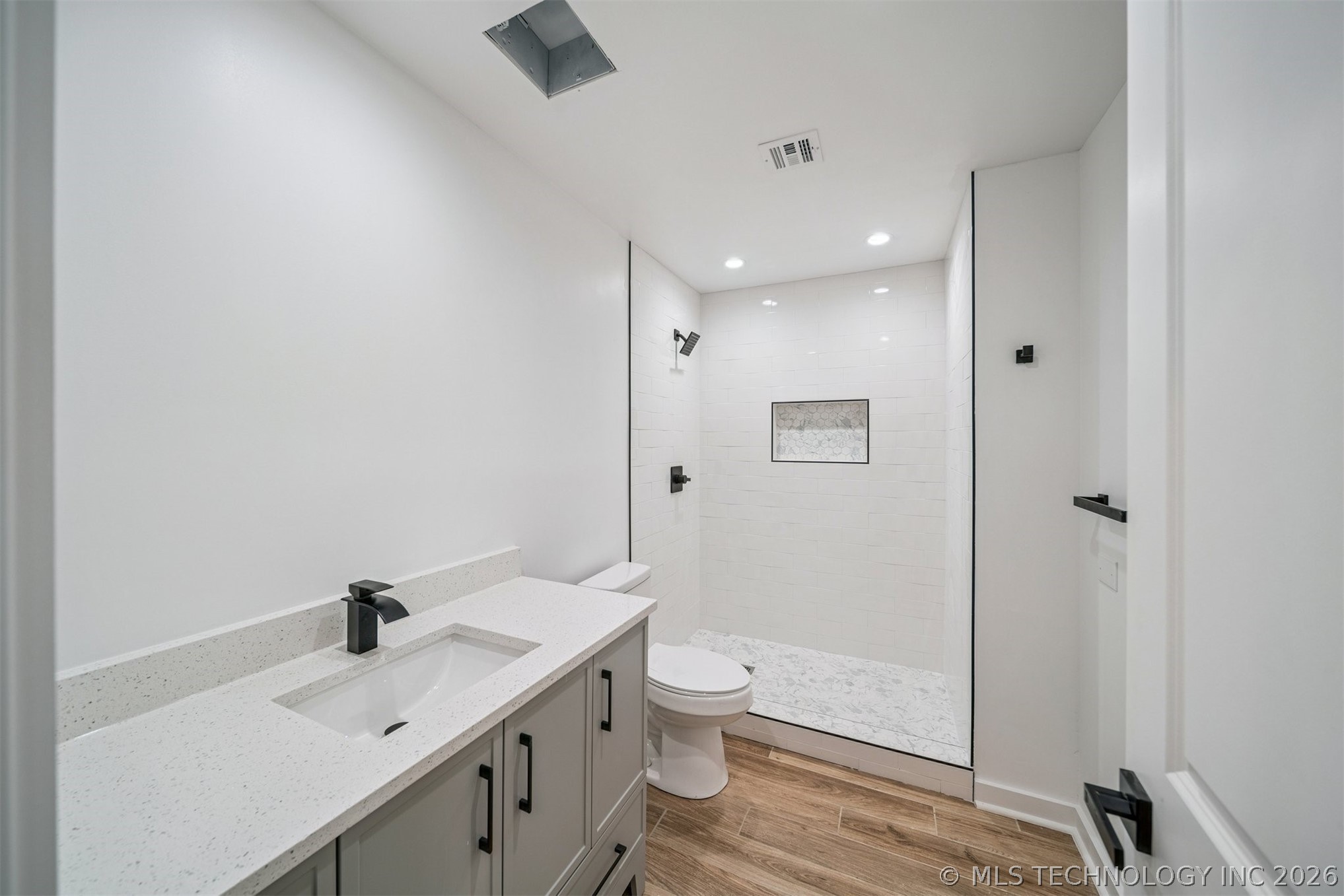 6960 Foxbriar Drive Tulsa OK 74132