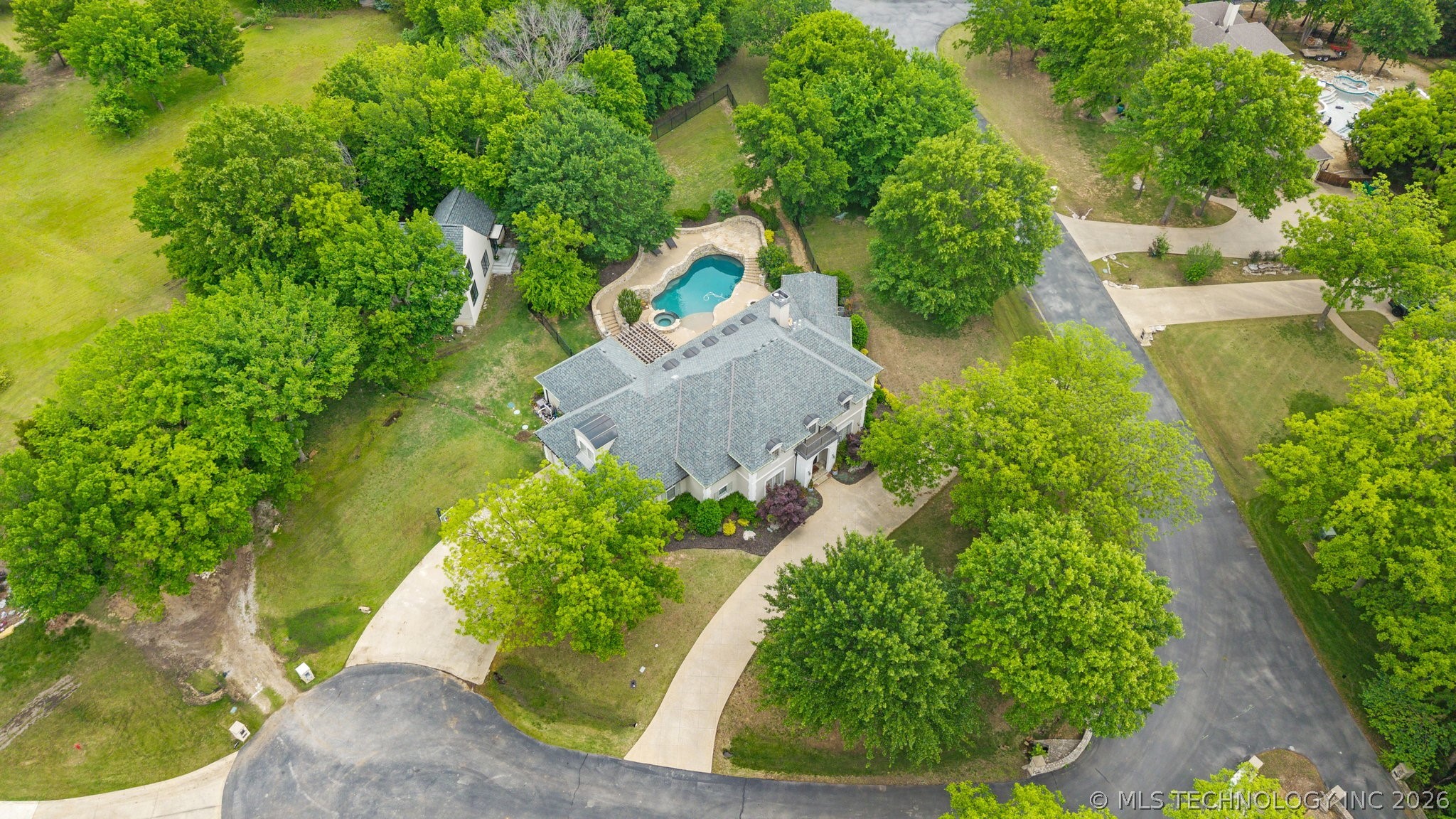 6960 Foxbriar Drive Tulsa OK 74132