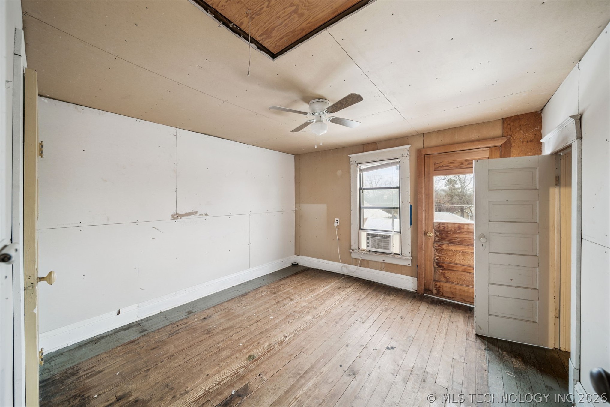 422 W Davis Drive Nowata OK 74048