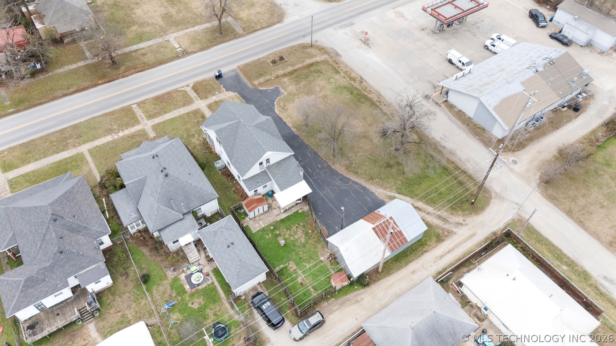422 W Davis Drive Nowata OK 74048