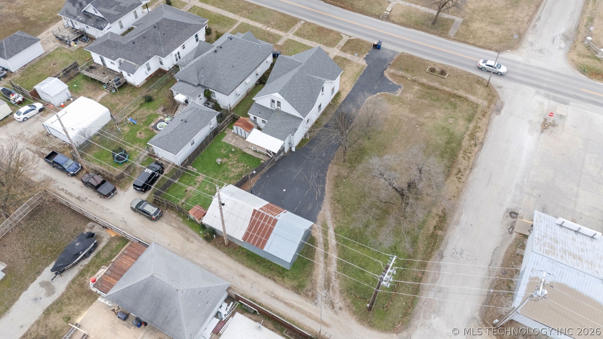 422 W Davis Drive Nowata OK 74048
