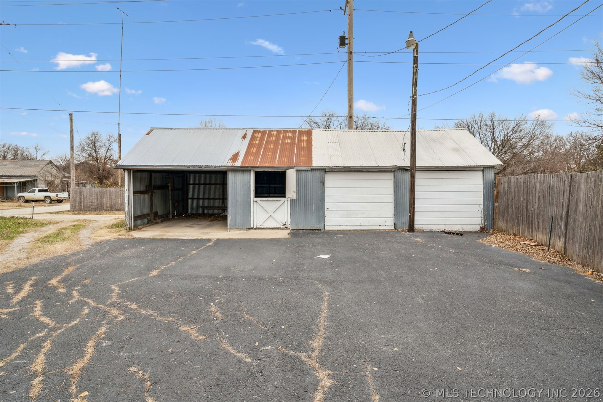 422 W Davis Drive Nowata OK 74048