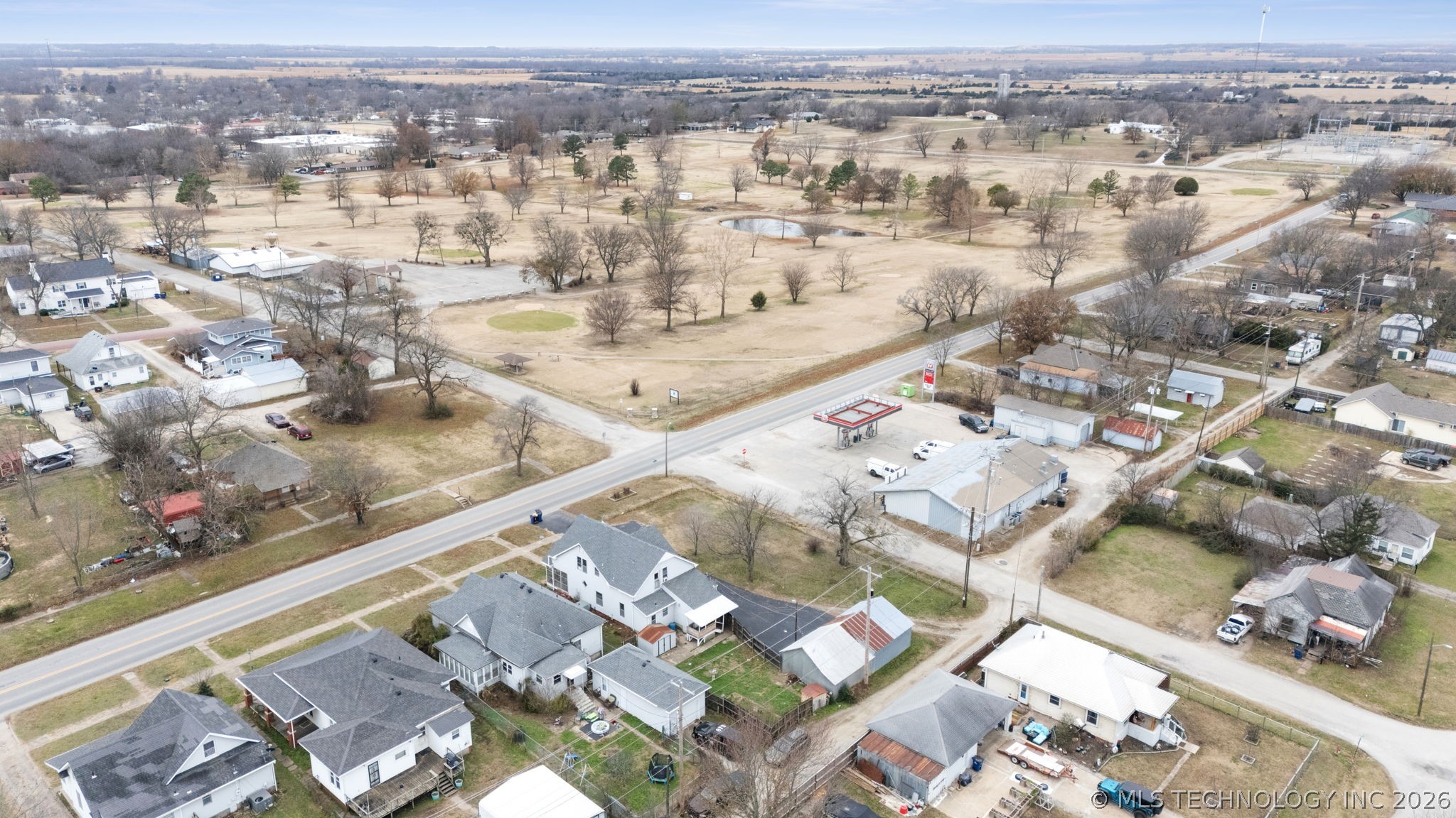 422 W Davis Drive Nowata OK 74048