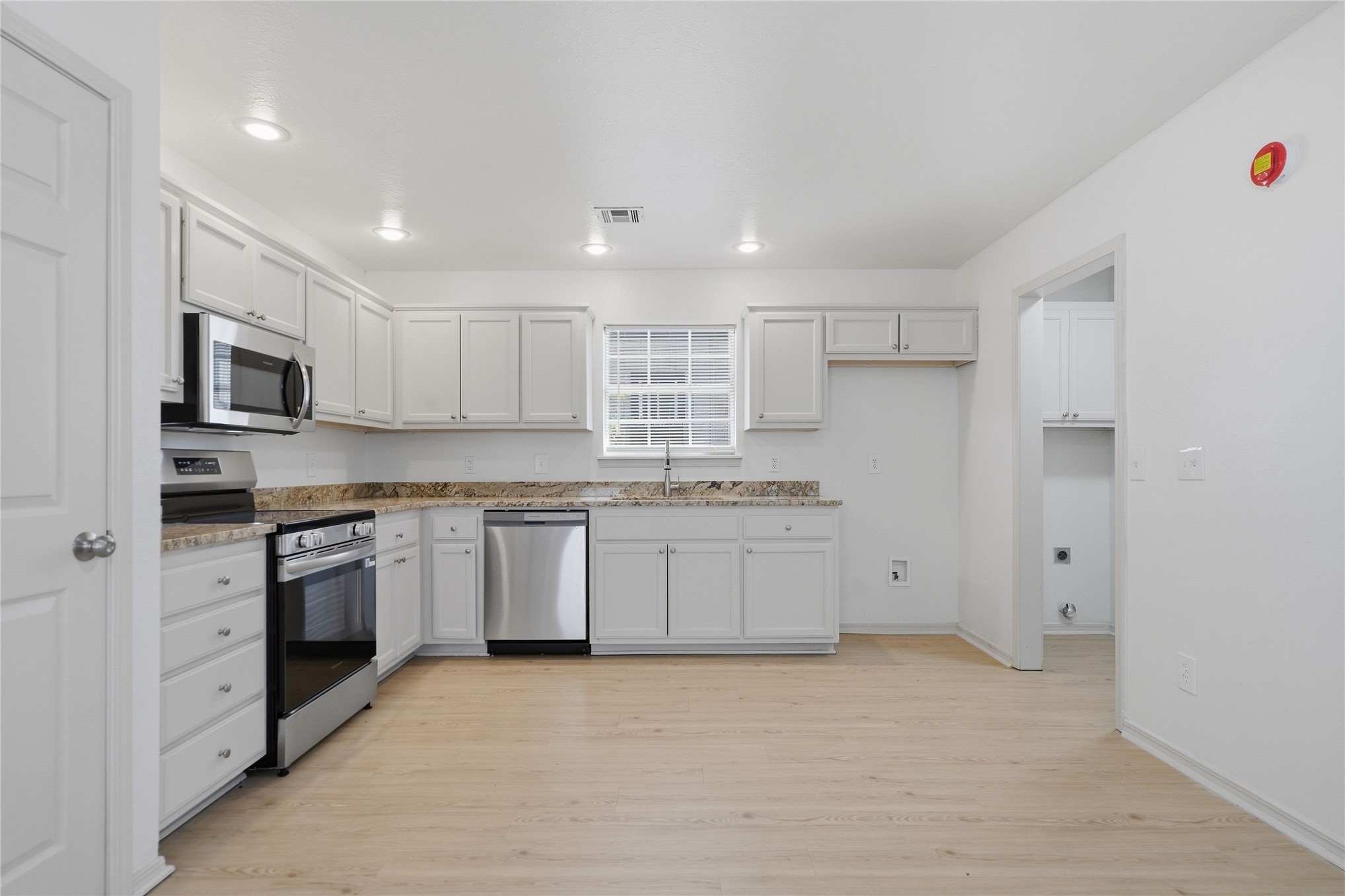 5715 Vancouver Place Tulsa OK 74107