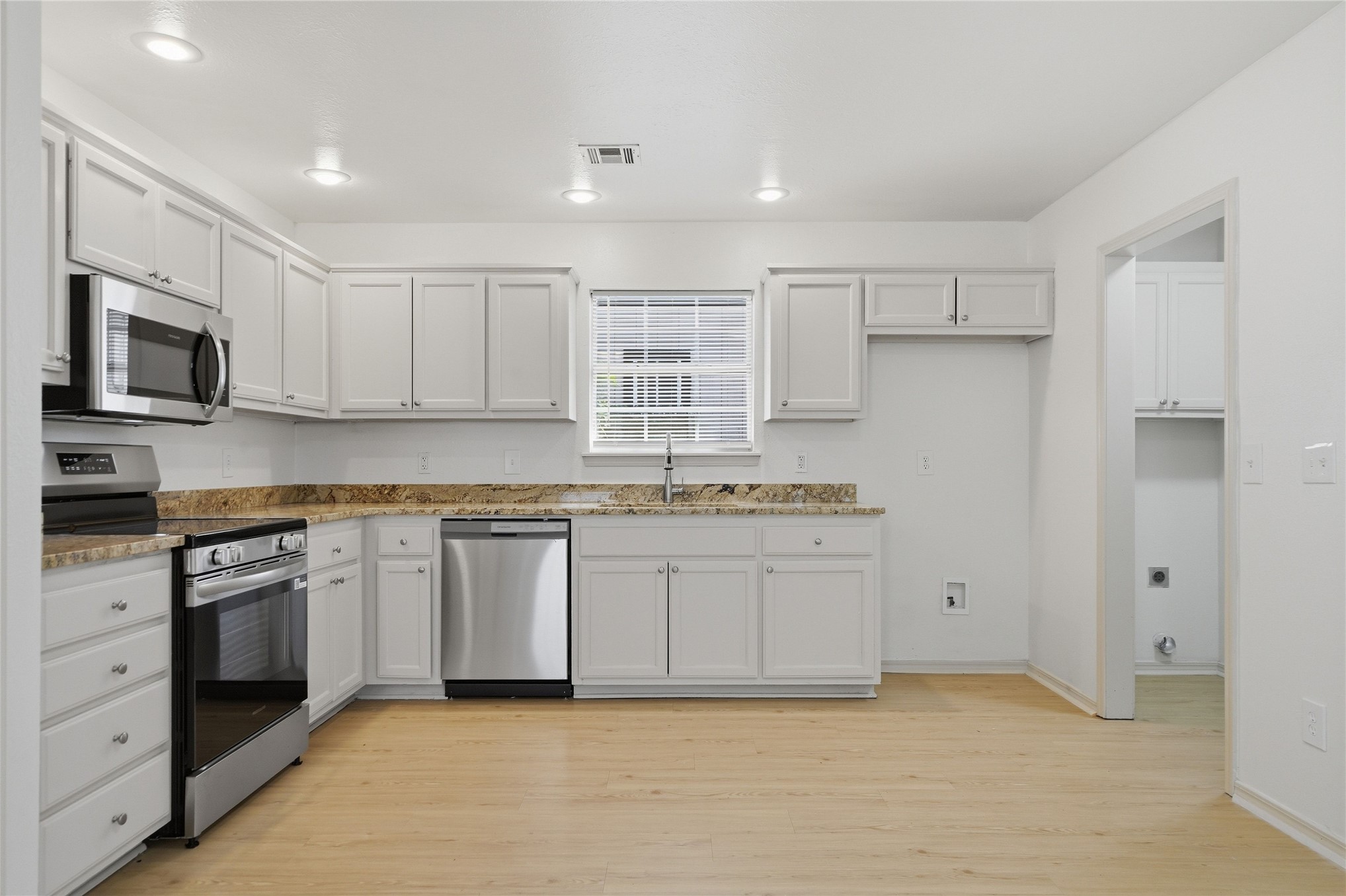 5715 Vancouver Place Tulsa OK 74107
