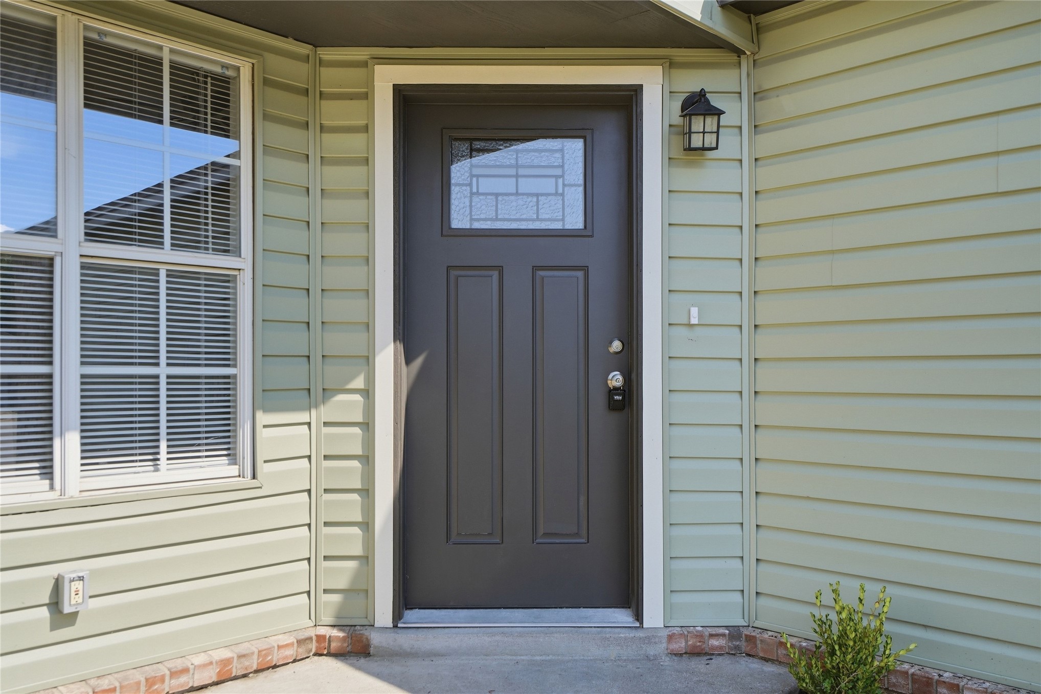 5715 Vancouver Place Tulsa OK 74107