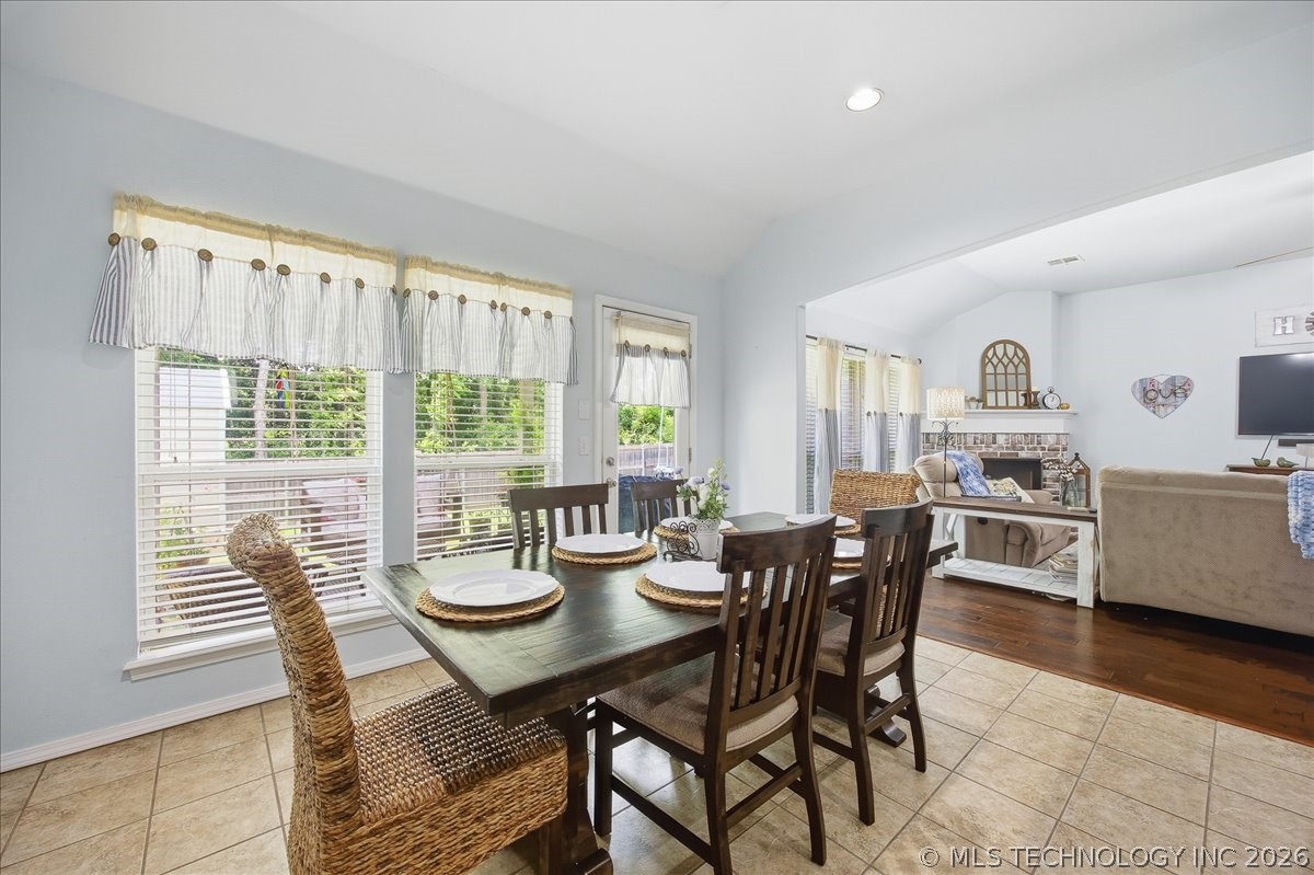 4930 S 202nd East Avenue Broken Arrow OK 74014